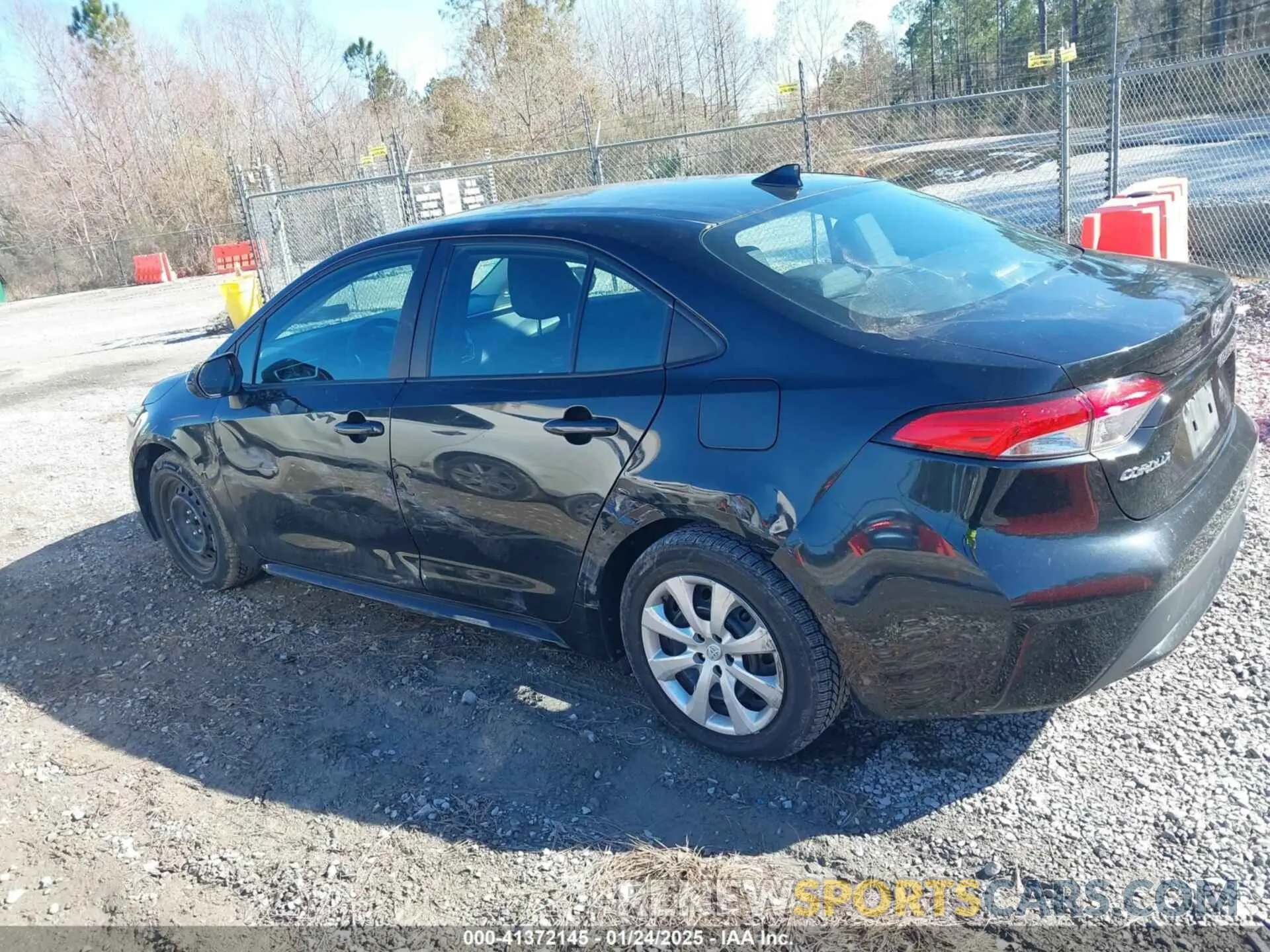 14 Photograph of a damaged car 5YFEPMAE3NP318534 TOYOTA COROLLA 2022