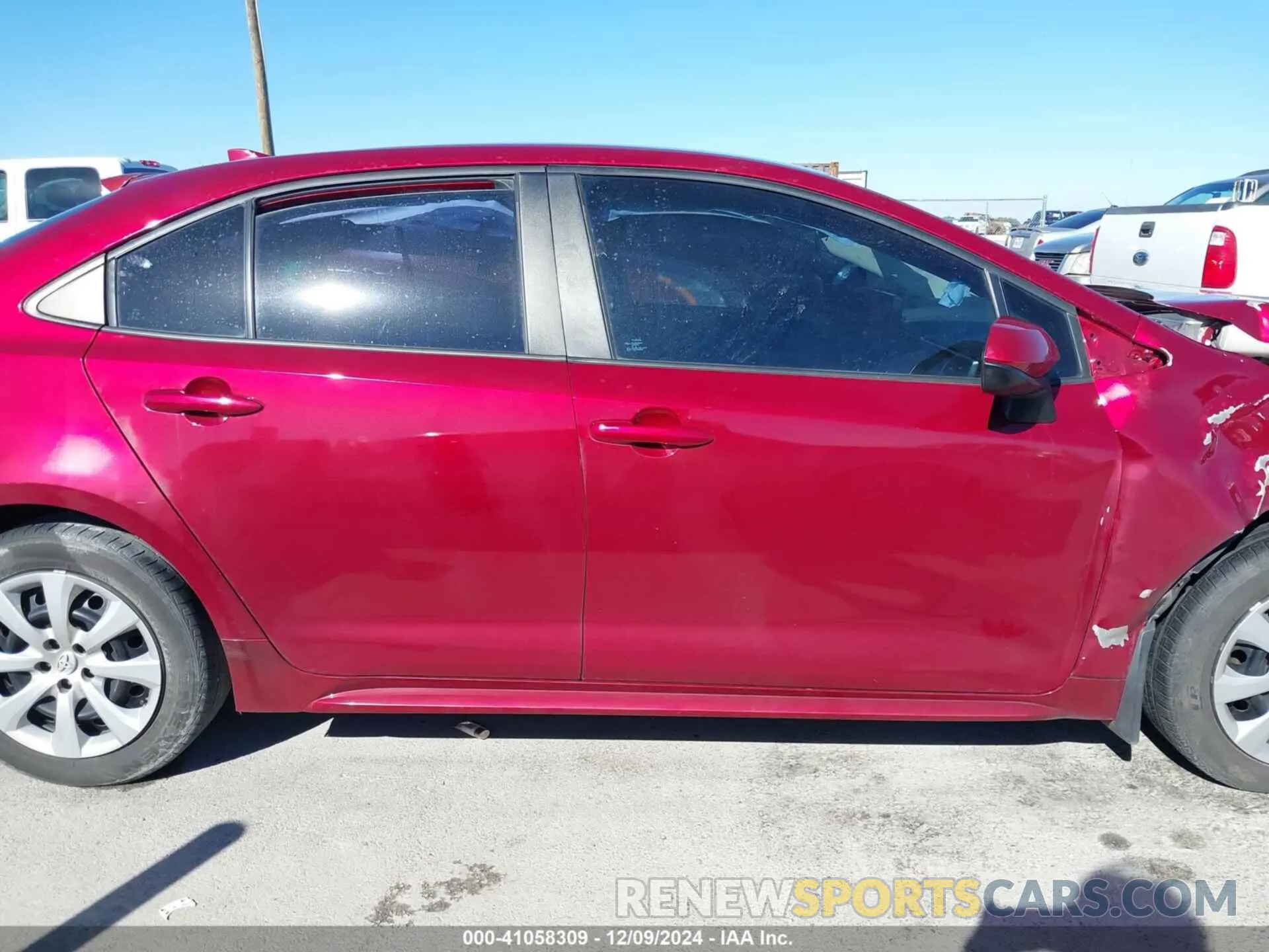 13 Фотография поврежденного автомобиля 5YFEPMAE3NP333647 TOYOTA COROLLA 2022
