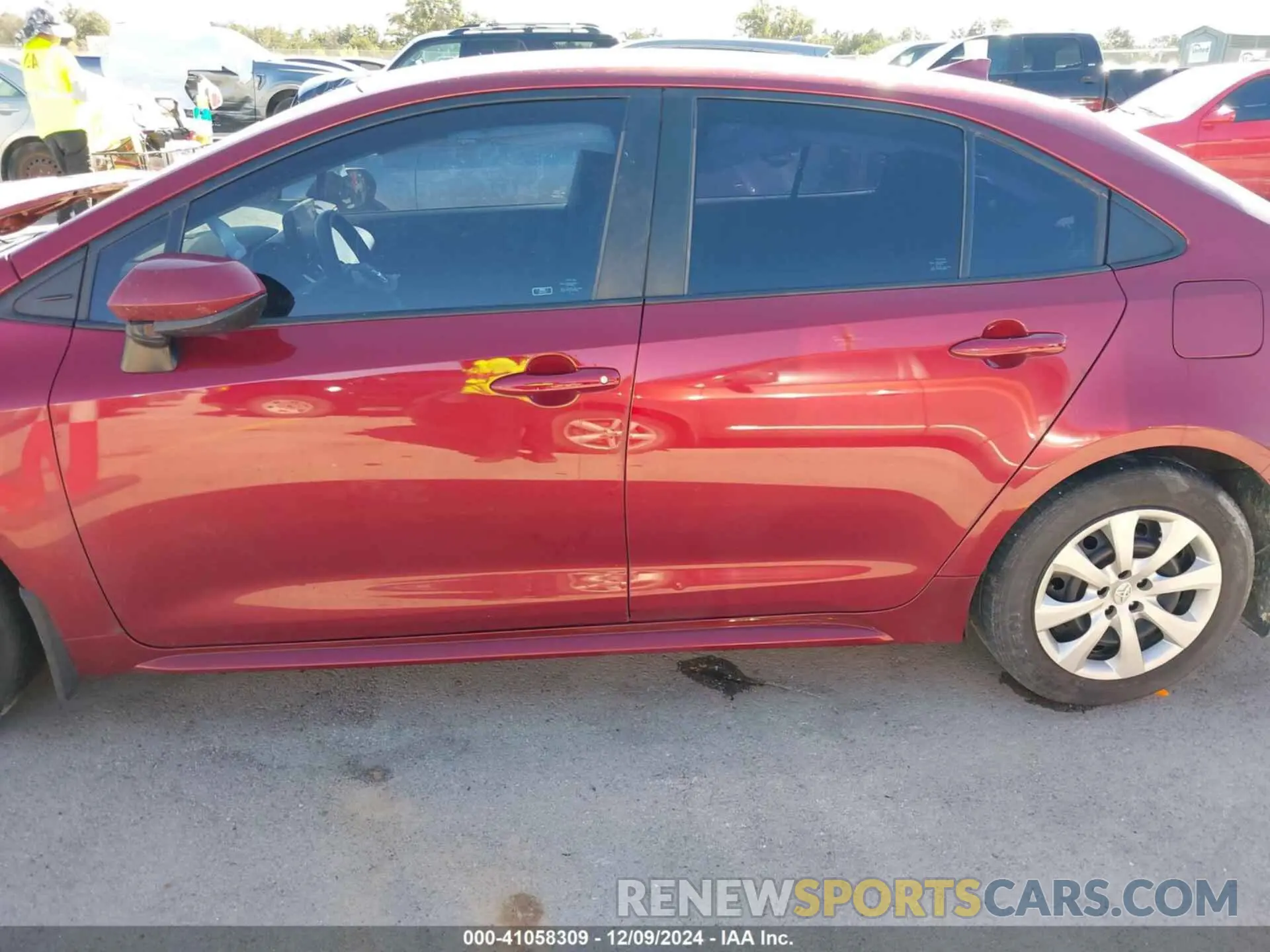14 Фотография поврежденного автомобиля 5YFEPMAE3NP333647 TOYOTA COROLLA 2022