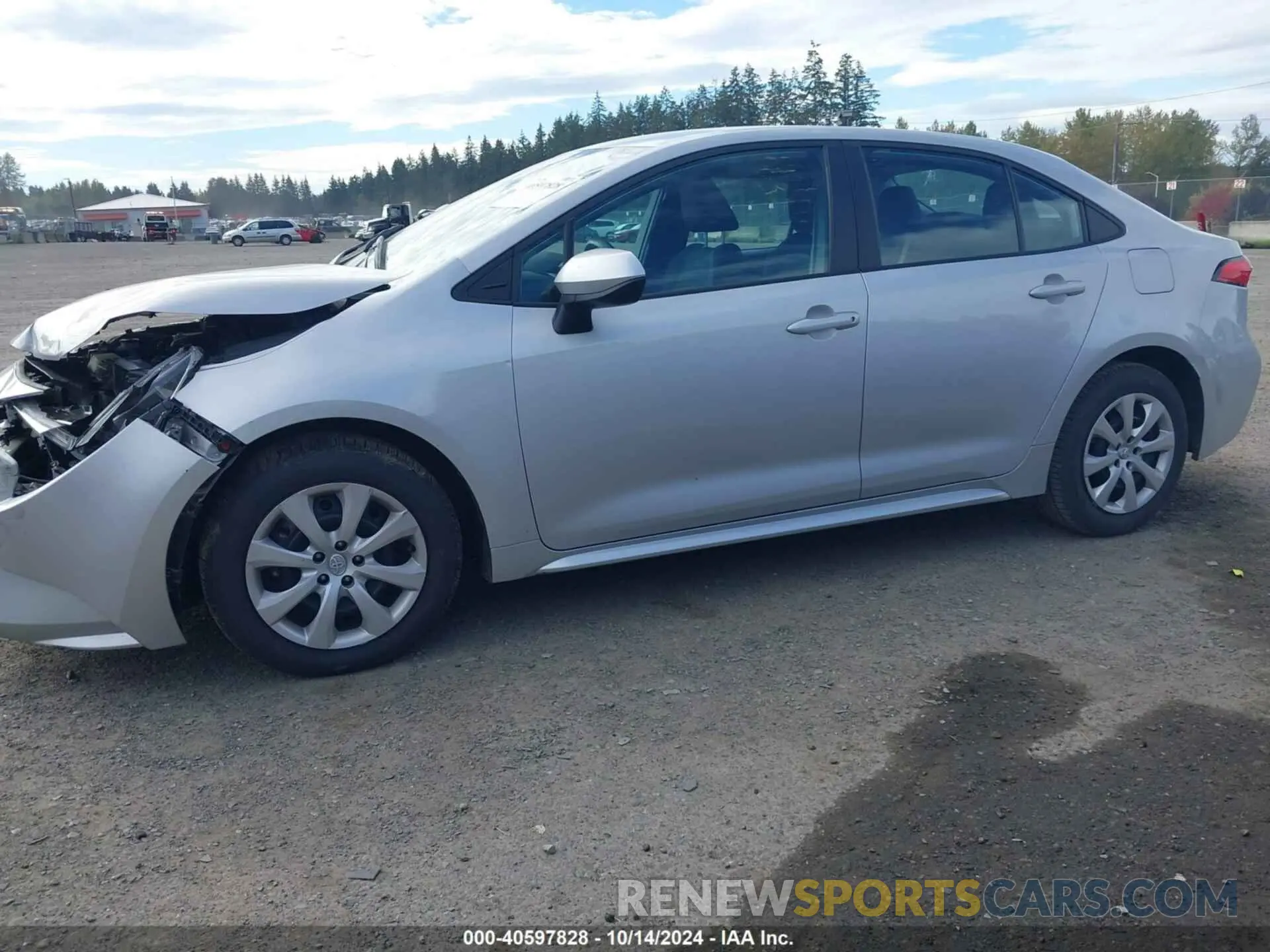 14 Photograph of a damaged car 5YFEPMAE3NP340789 TOYOTA COROLLA 2022