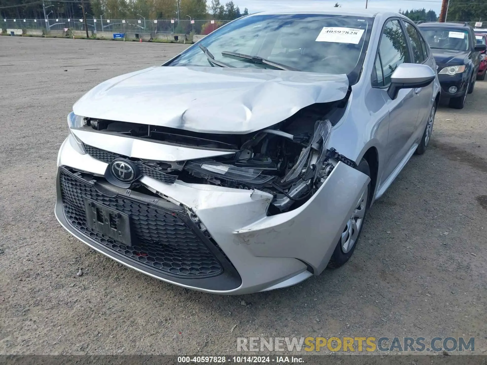 6 Photograph of a damaged car 5YFEPMAE3NP340789 TOYOTA COROLLA 2022