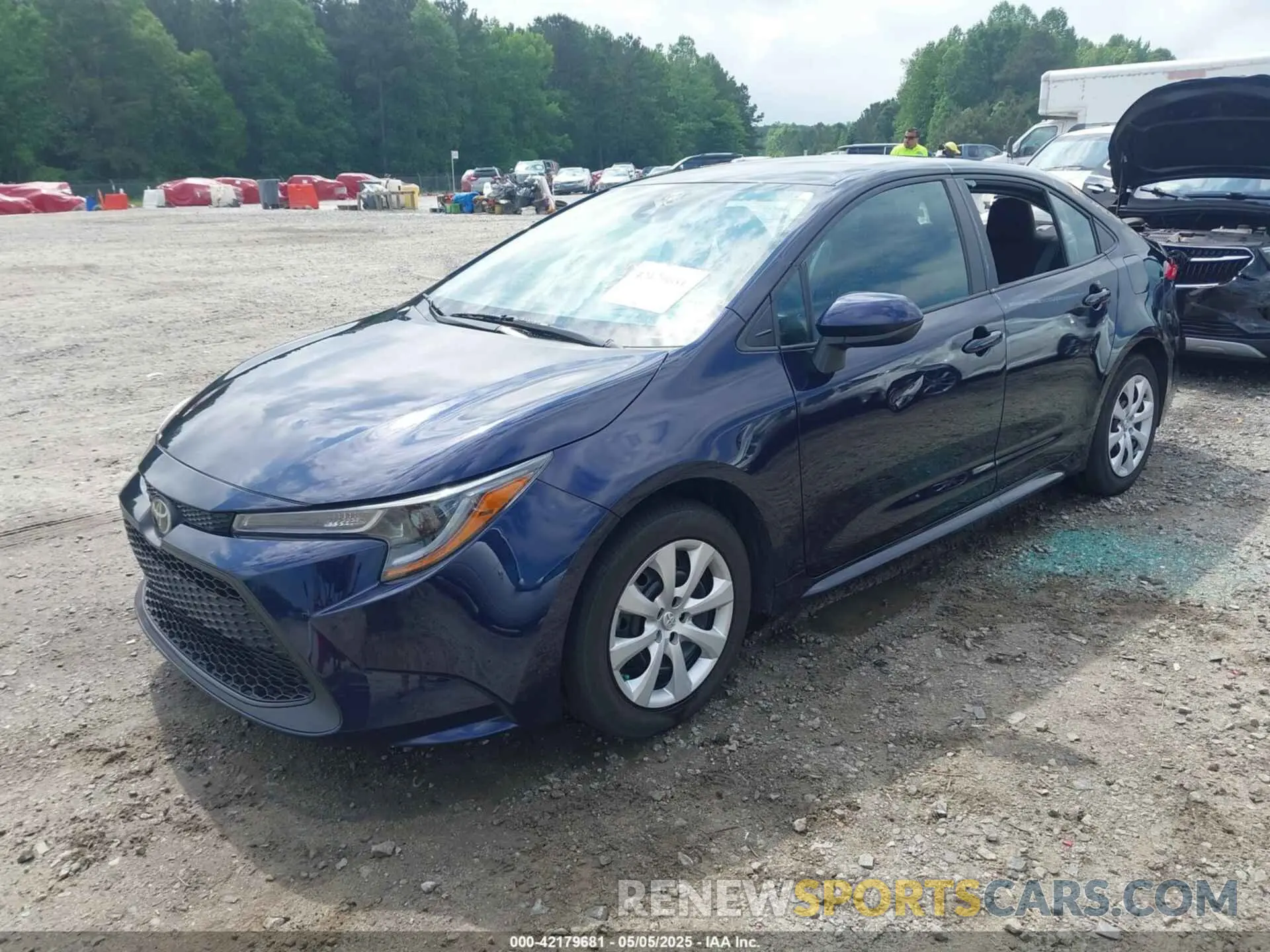2 Photograph of a damaged car 5YFEPMAE3NP371086 TOYOTA COROLLA 2022