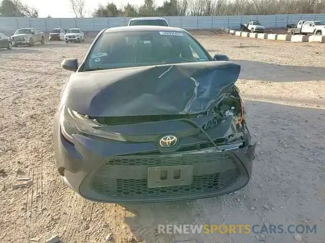 11 Photograph of a damaged car 5YFEPMAE3NP377597 TOYOTA COROLLA 2022