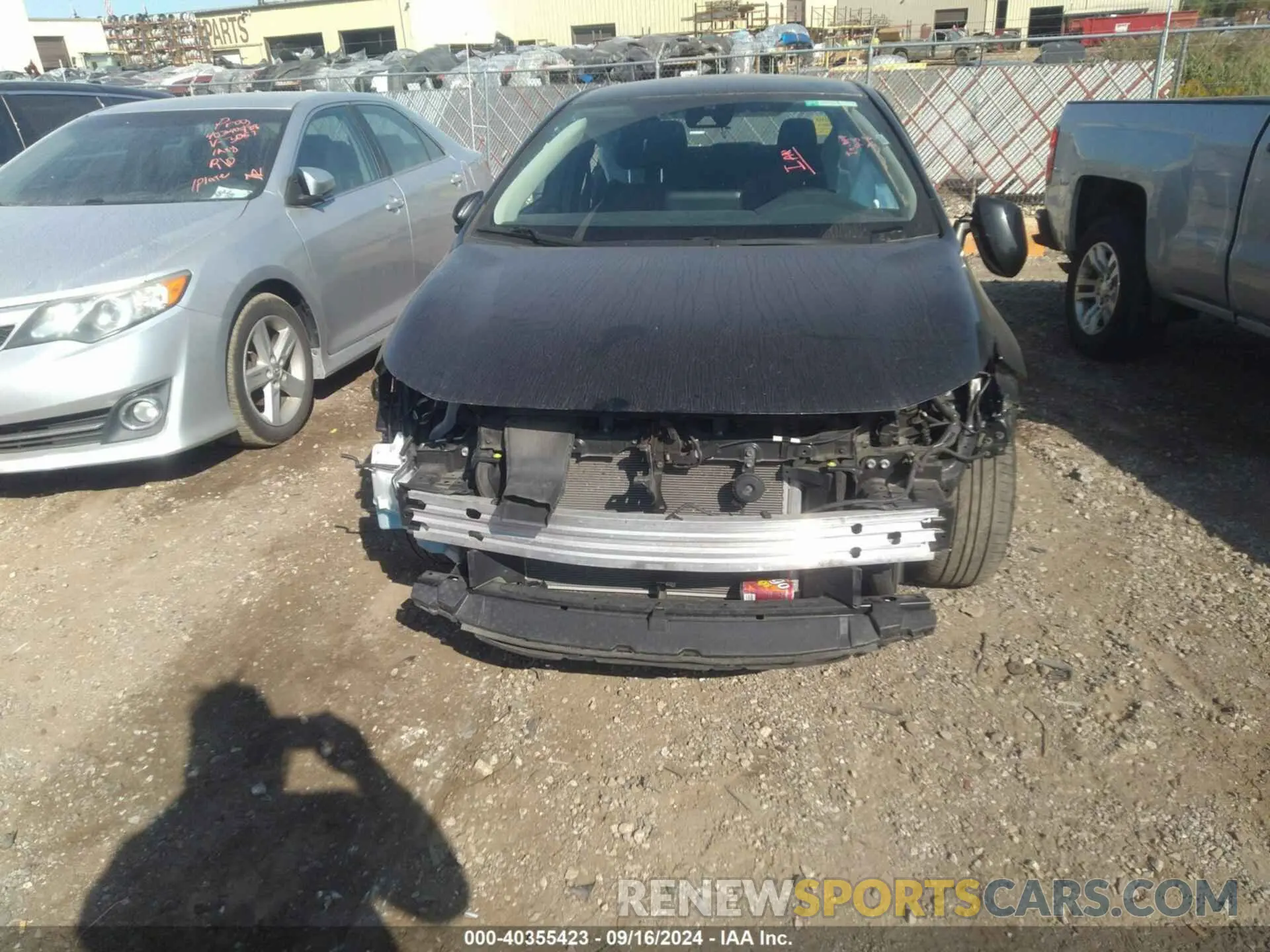 12 Photograph of a damaged car 5YFEPMAE4NP302469 TOYOTA COROLLA 2022