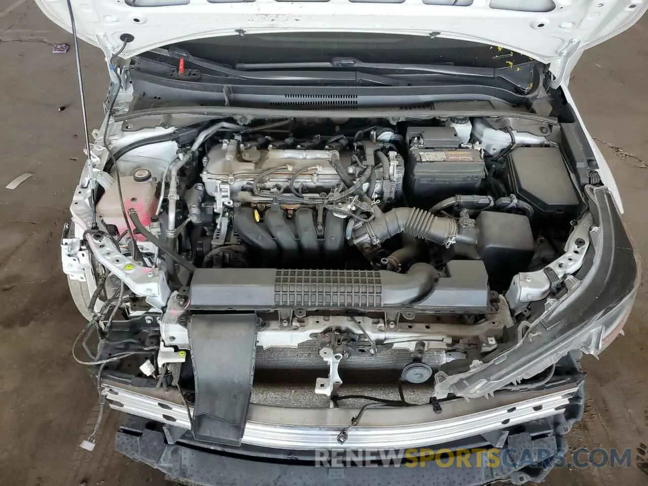 11 Photograph of a damaged car 5YFEPMAE4NP306862 TOYOTA COROLLA 2022