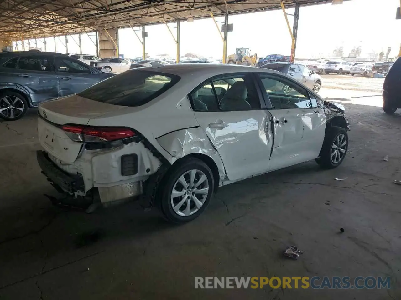 3 Photograph of a damaged car 5YFEPMAE4NP306862 TOYOTA COROLLA 2022