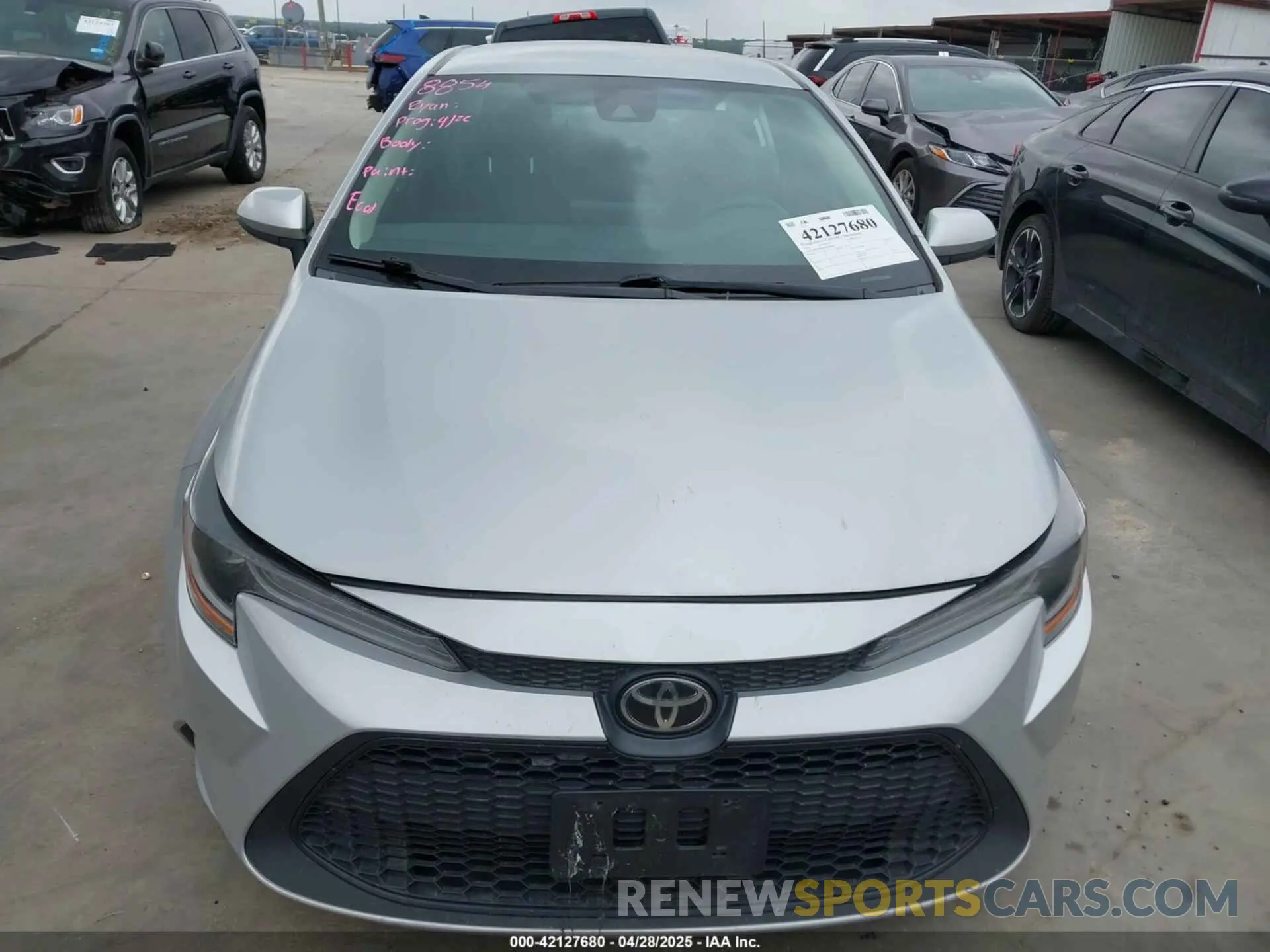 13 Photograph of a damaged car 5YFEPMAE4NP307655 TOYOTA COROLLA 2022