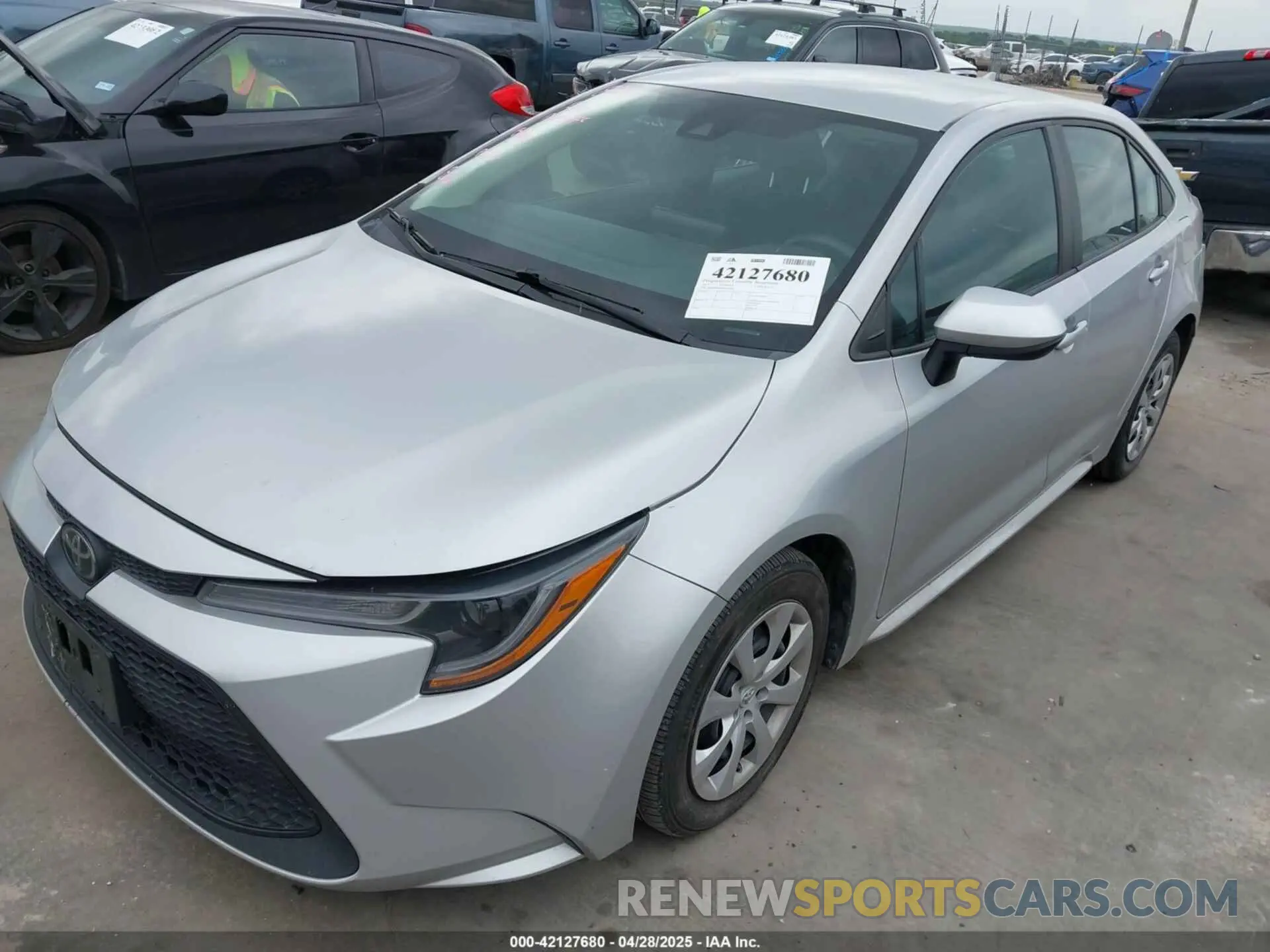 2 Photograph of a damaged car 5YFEPMAE4NP307655 TOYOTA COROLLA 2022