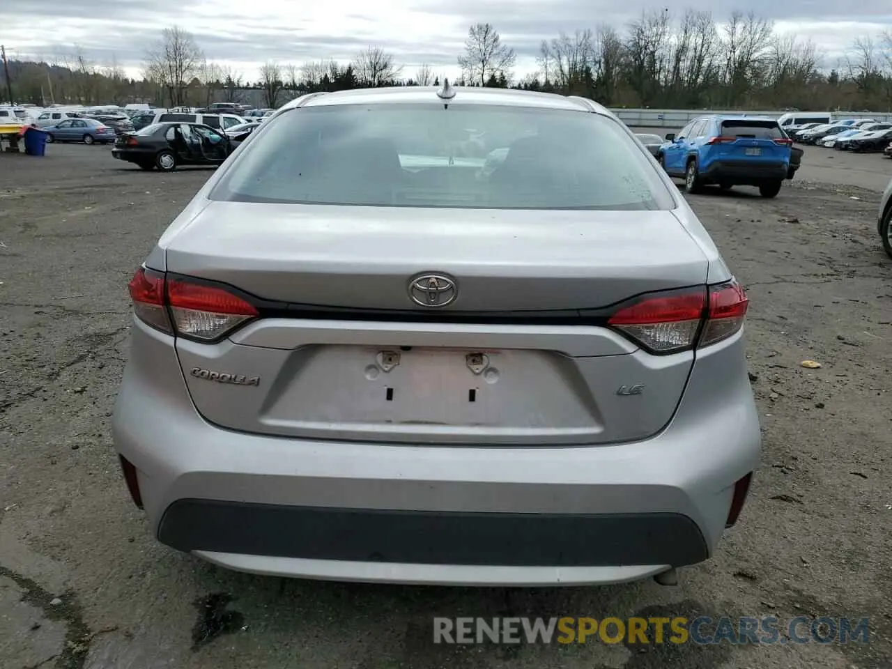 6 Photograph of a damaged car 5YFEPMAE4NP309390 TOYOTA COROLLA 2022