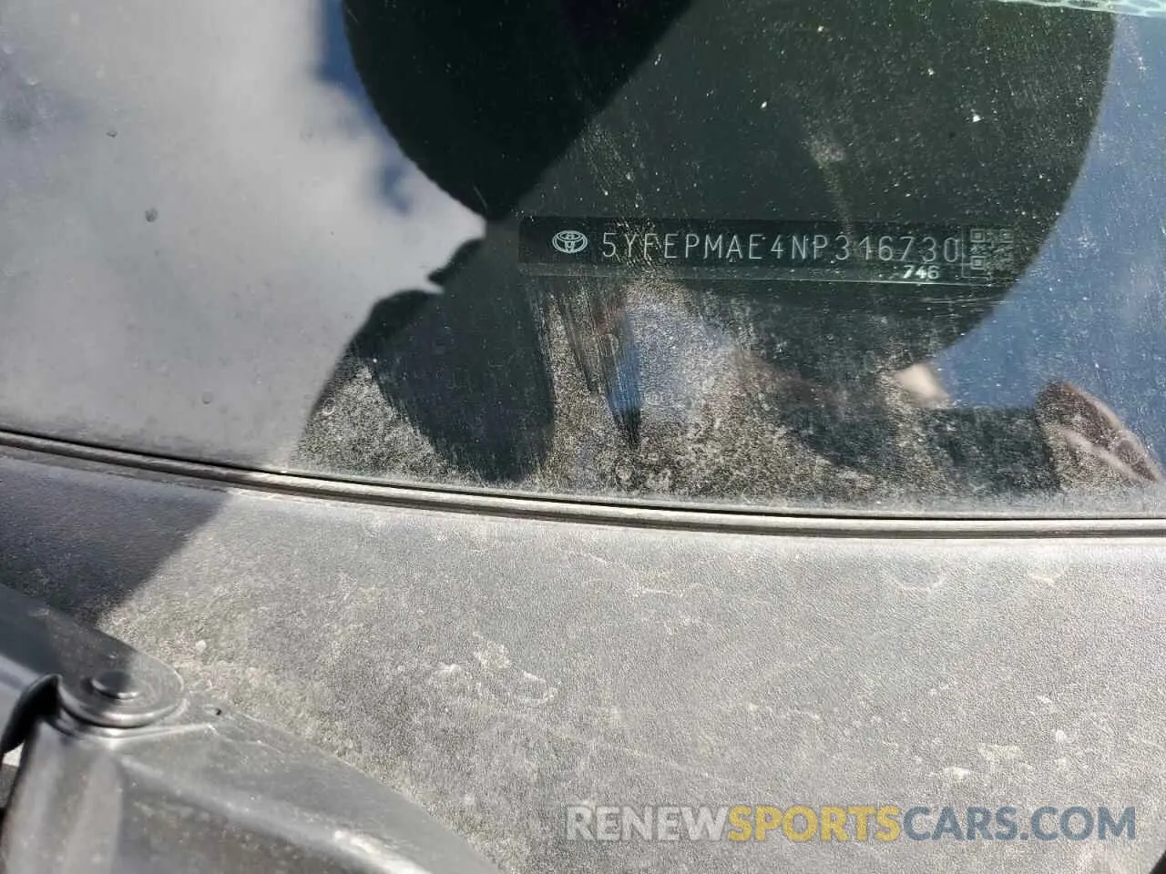 12 Photograph of a damaged car 5YFEPMAE4NP316730 TOYOTA COROLLA 2022