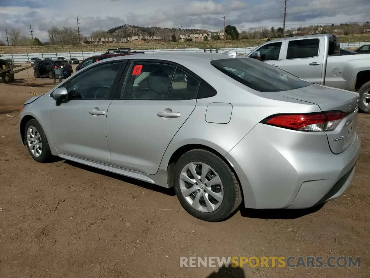 2 Photograph of a damaged car 5YFEPMAE4NP316730 TOYOTA COROLLA 2022
