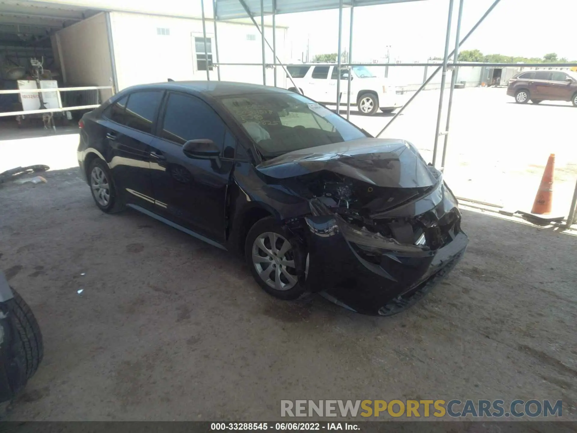 1 Фотография поврежденного автомобиля 5YFEPMAE4NP327825 TOYOTA COROLLA 2022