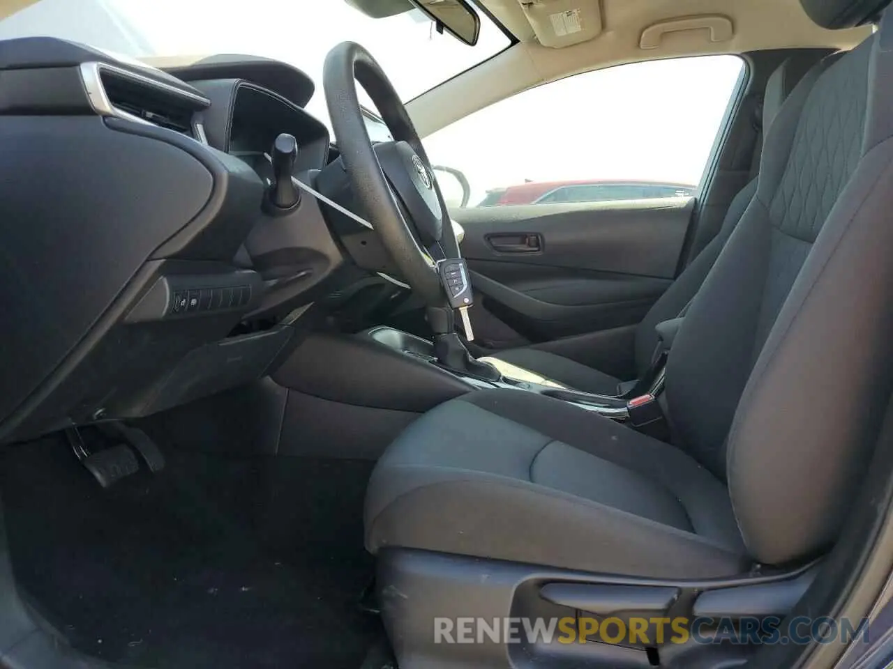 7 Photograph of a damaged car 5YFEPMAE4NP328327 TOYOTA COROLLA 2022