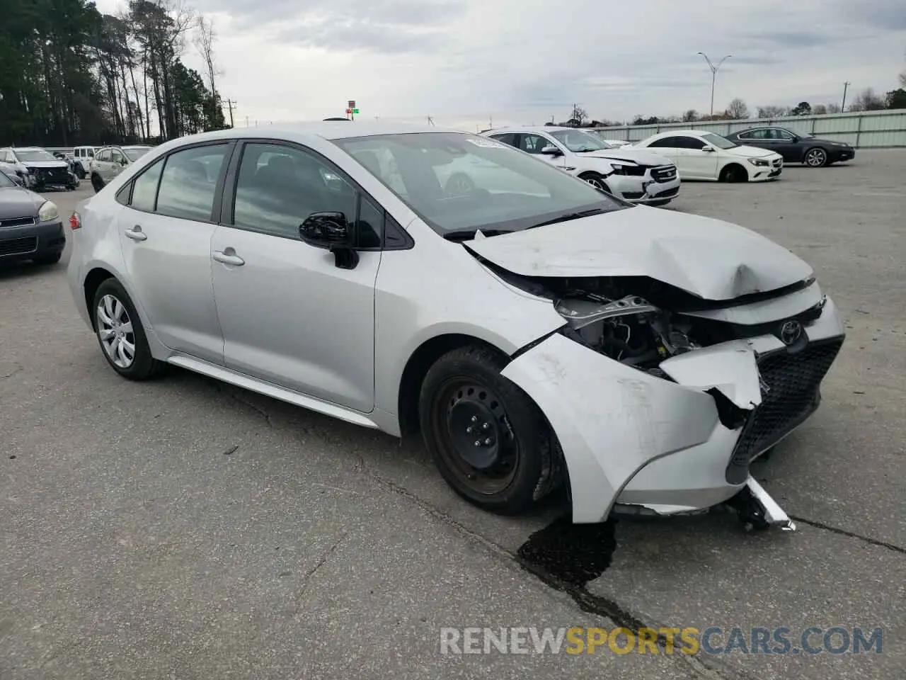 4 Photograph of a damaged car 5YFEPMAE4NP349727 TOYOTA COROLLA 2022