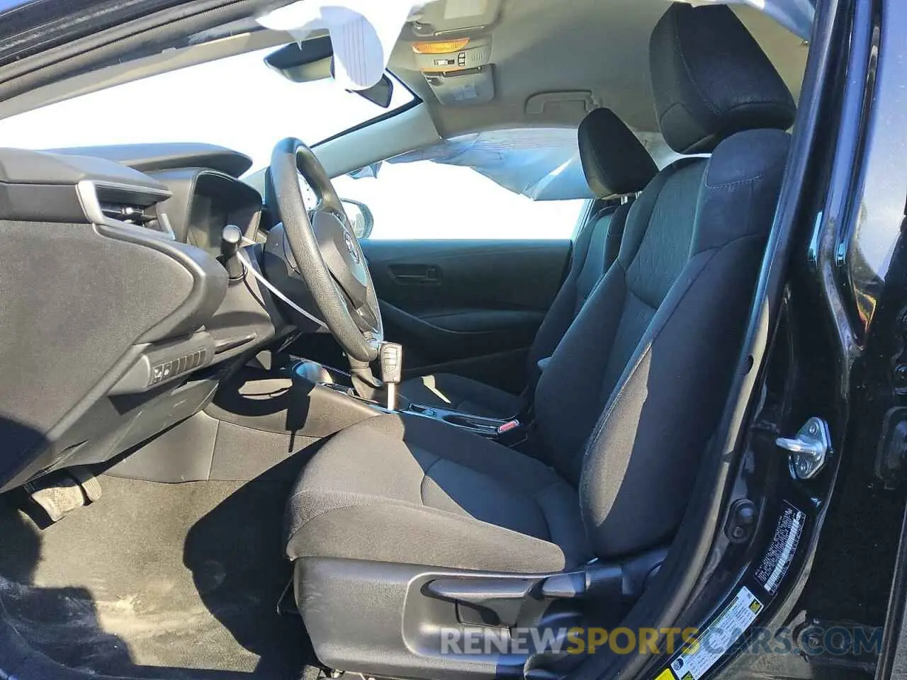 7 Photograph of a damaged car 5YFEPMAE4NP358217 TOYOTA COROLLA 2022