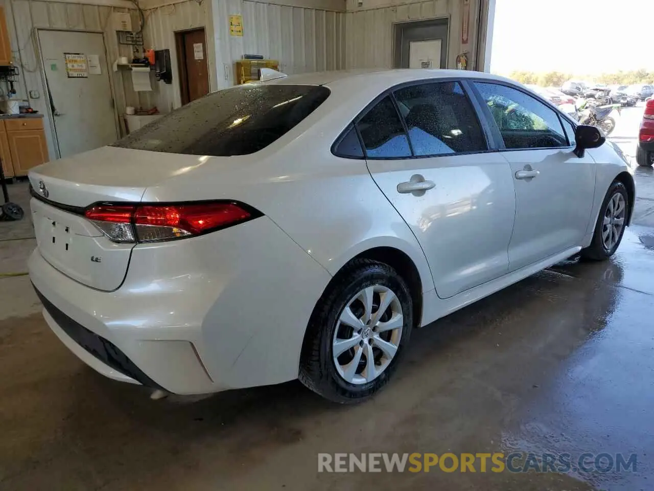 3 Фотография поврежденного автомобиля 5YFEPMAE4NP372599 TOYOTA COROLLA 2022