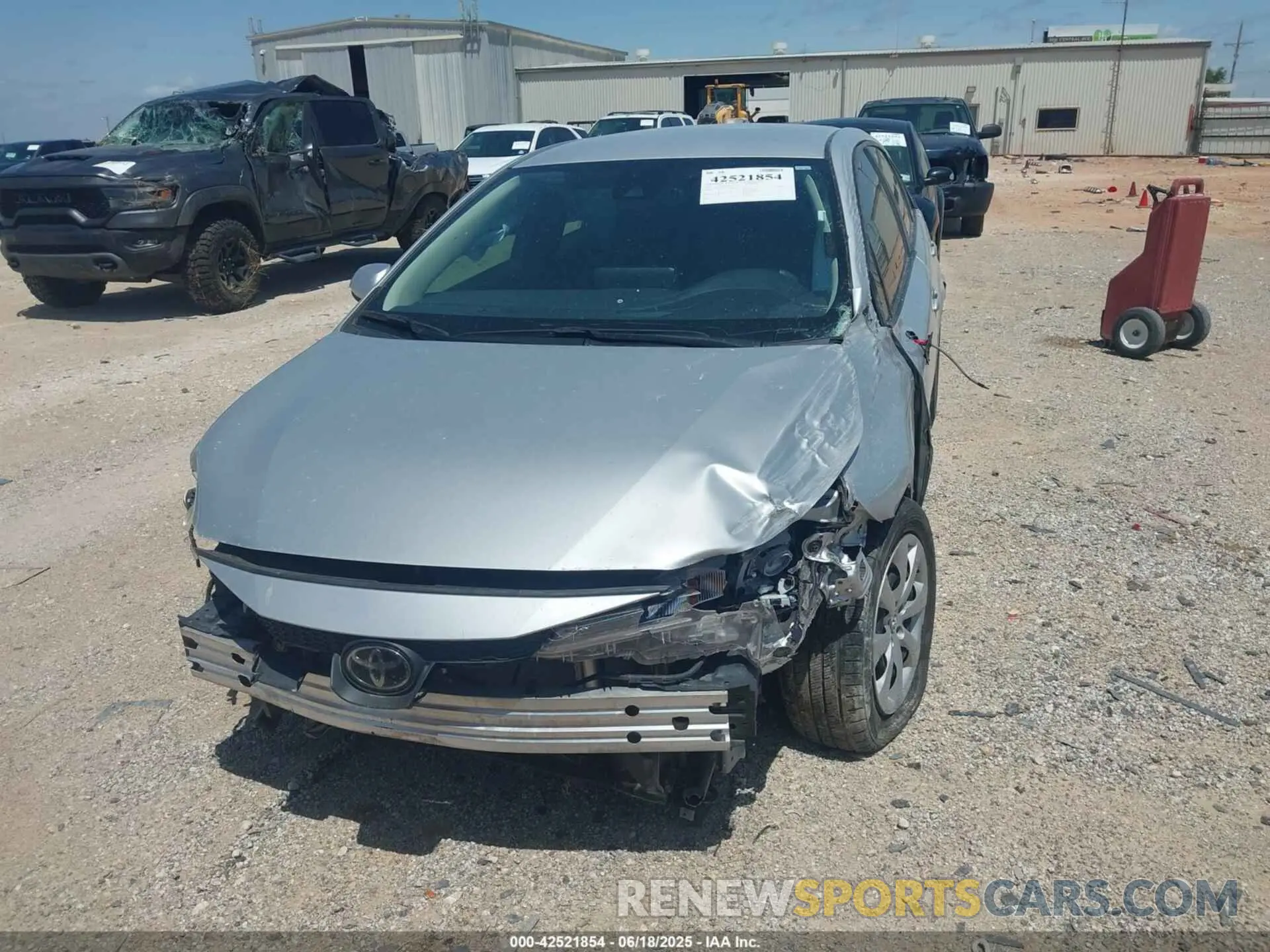 11 Photograph of a damaged car 5YFEPMAE4NP386289 TOYOTA COROLLA 2022