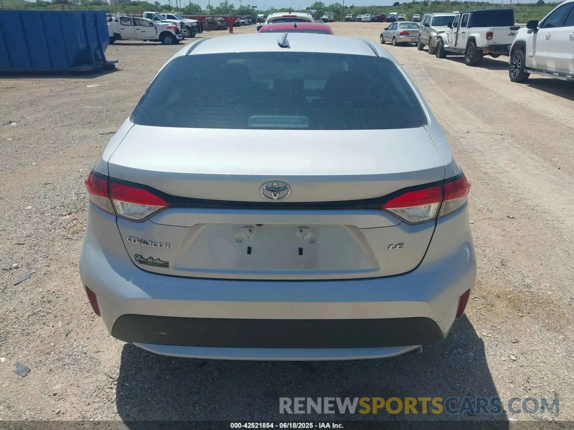 15 Photograph of a damaged car 5YFEPMAE4NP386289 TOYOTA COROLLA 2022