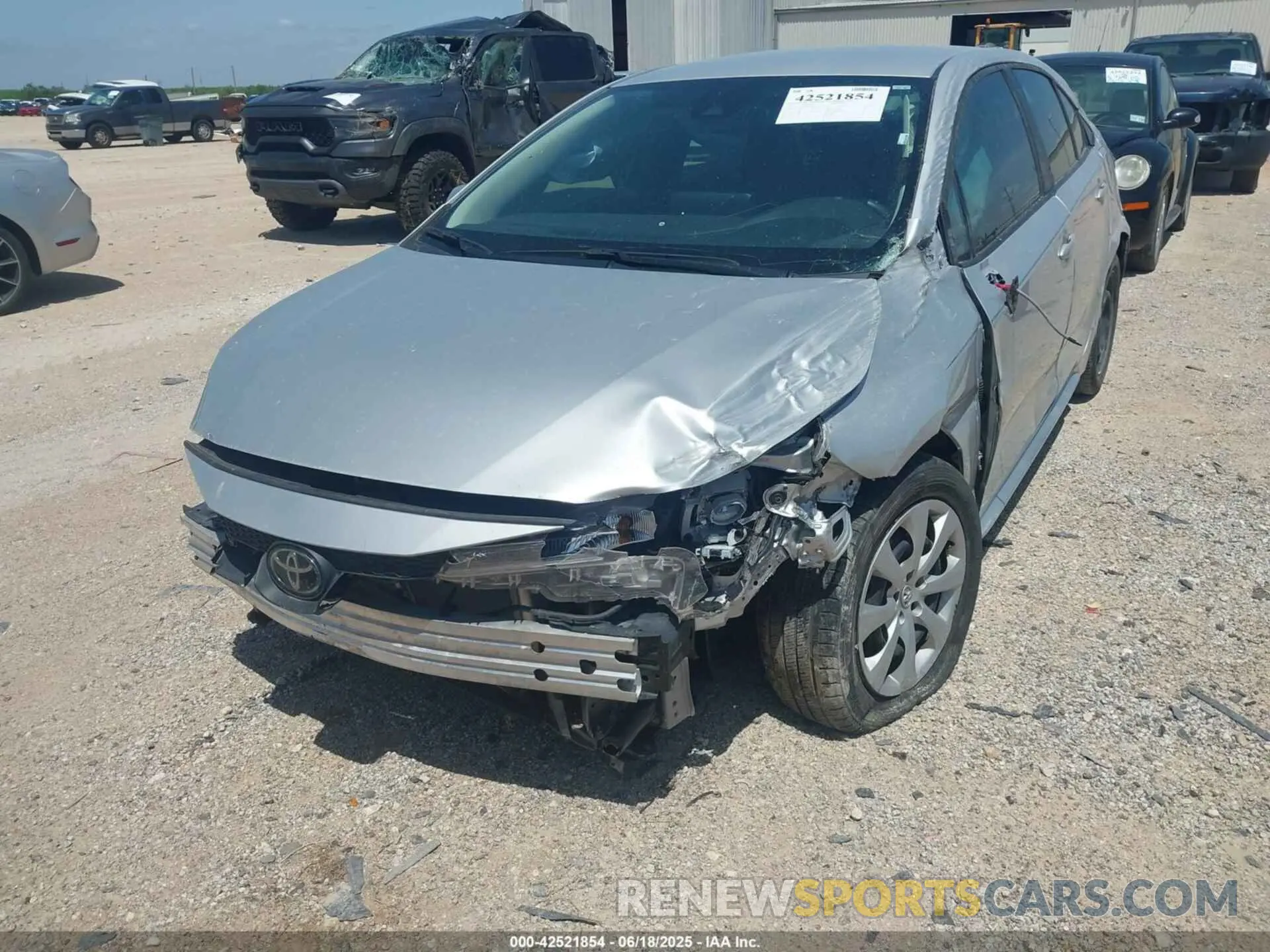 6 Photograph of a damaged car 5YFEPMAE4NP386289 TOYOTA COROLLA 2022