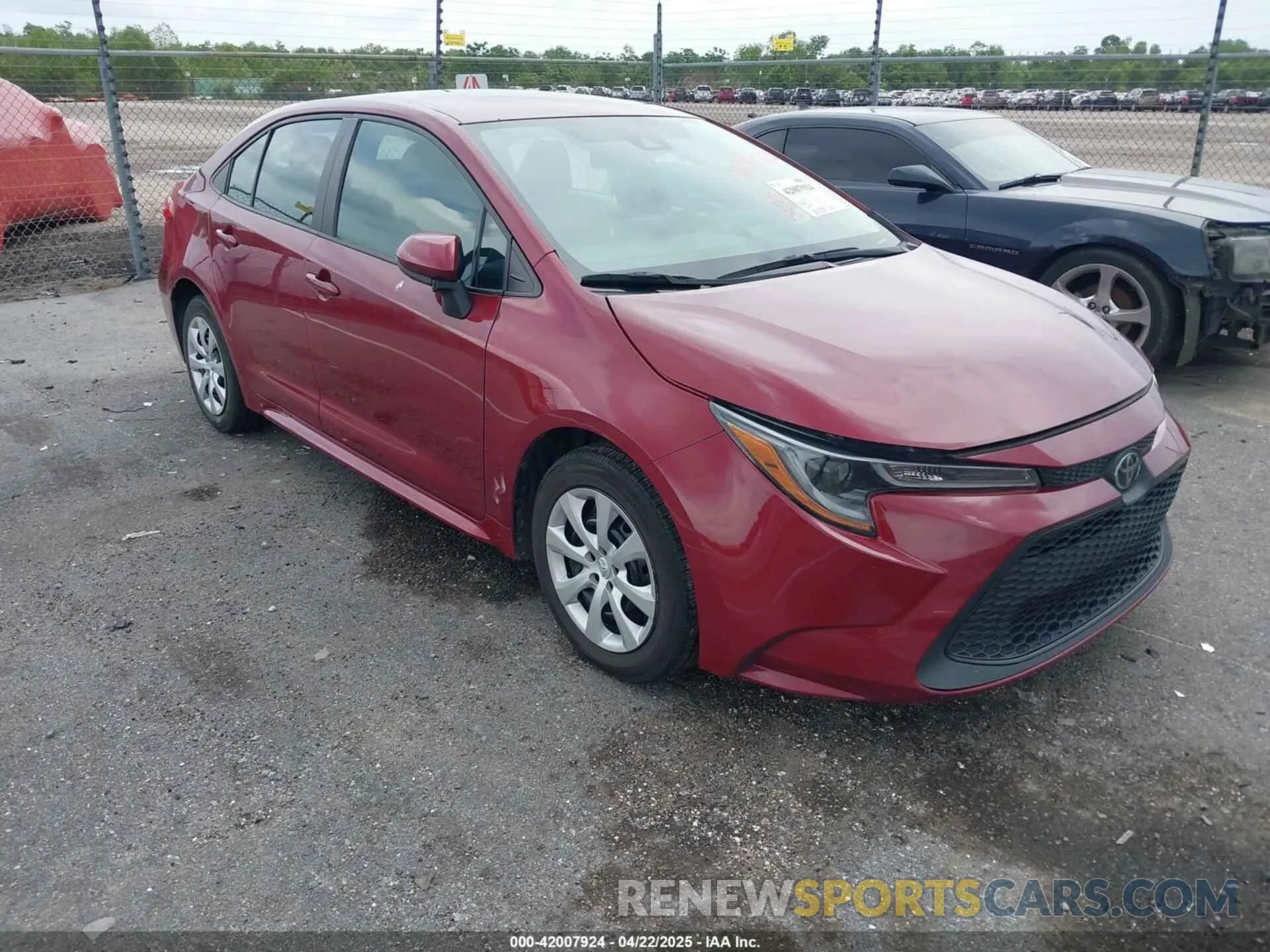 1 Photograph of a damaged car 5YFEPMAE5NP280465 TOYOTA COROLLA 2022
