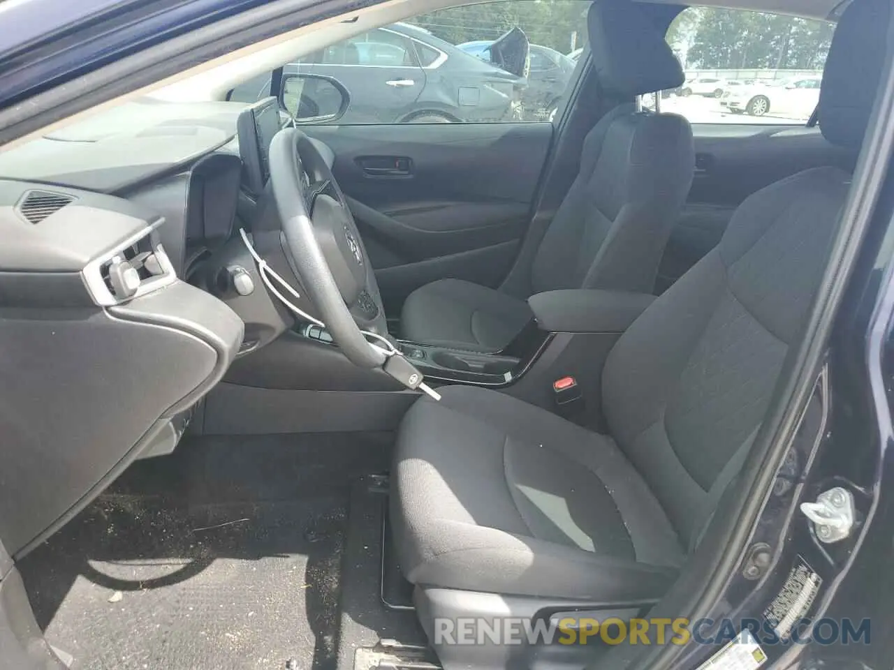 7 Photograph of a damaged car 5YFEPMAE5NP281244 TOYOTA COROLLA 2022