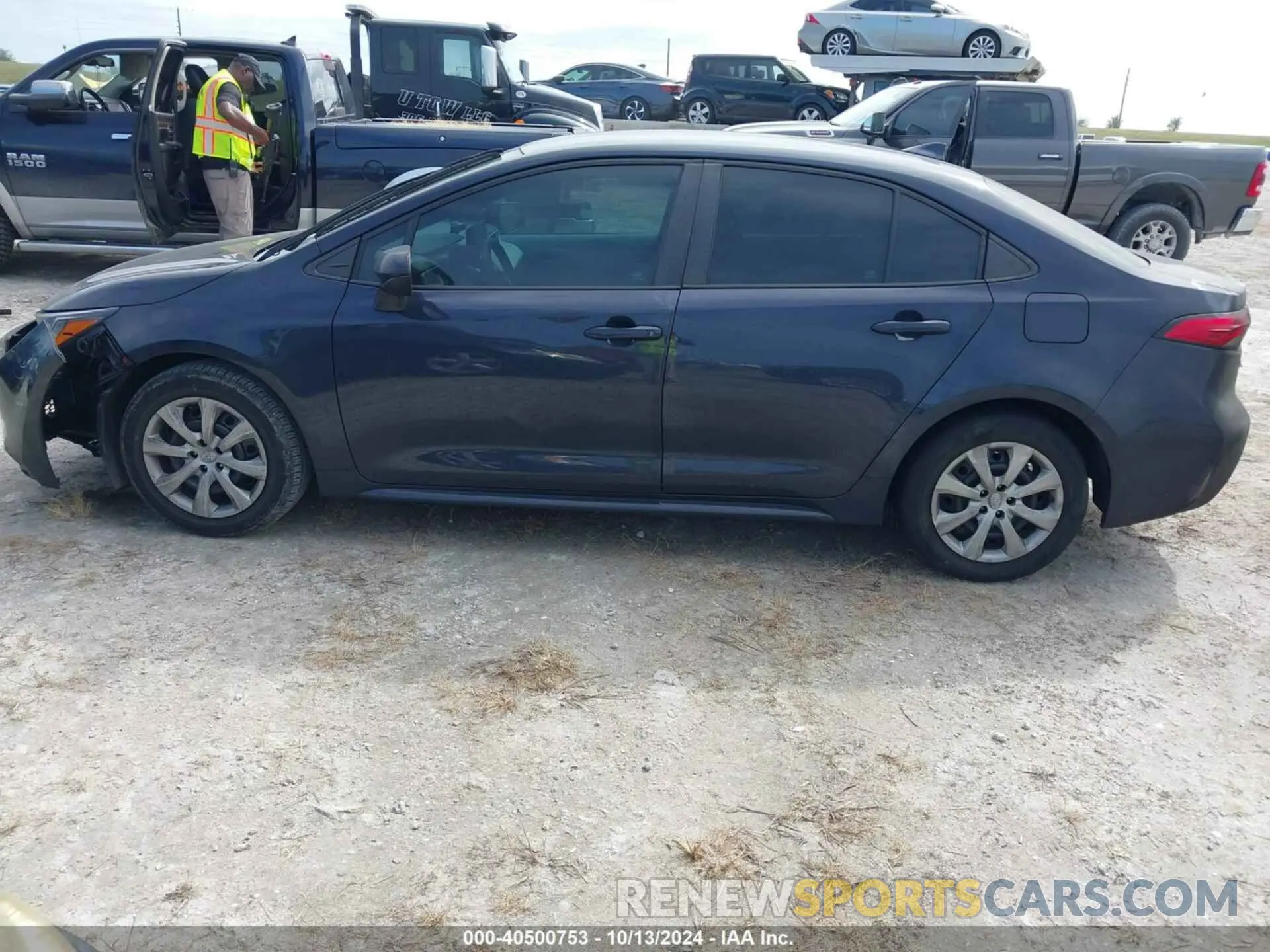 14 Photograph of a damaged car 5YFEPMAE5NP296357 TOYOTA COROLLA 2022