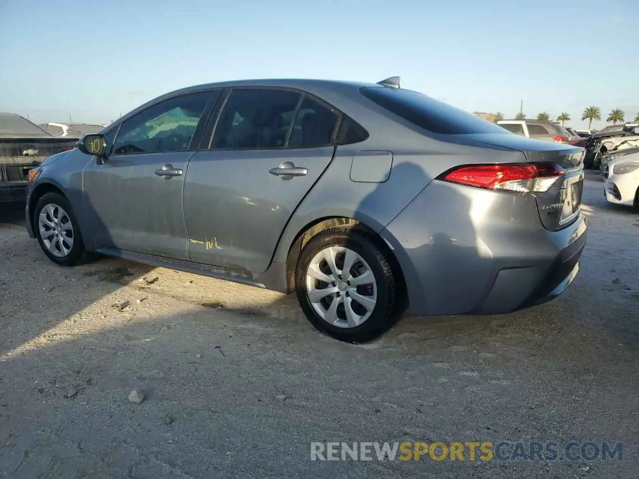 2 Фотография поврежденного автомобиля 5YFEPMAE5NP296844 TOYOTA COROLLA 2022