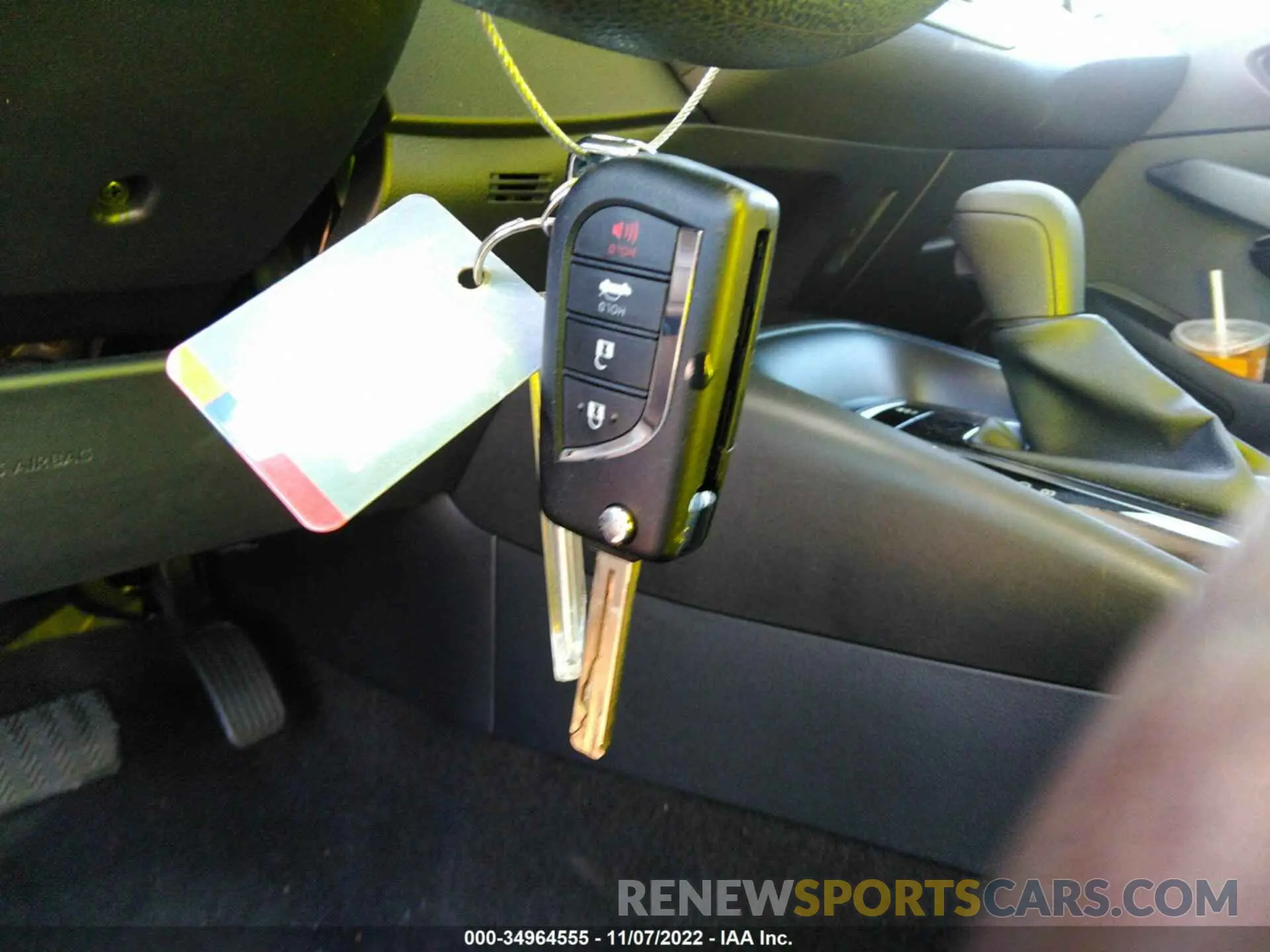 11 Photograph of a damaged car 5YFEPMAE5NP305316 TOYOTA COROLLA 2022