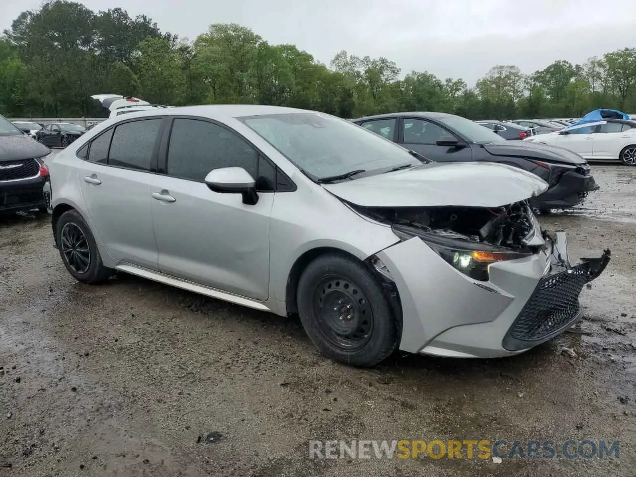 4 Photograph of a damaged car 5YFEPMAE5NP308460 TOYOTA COROLLA 2022