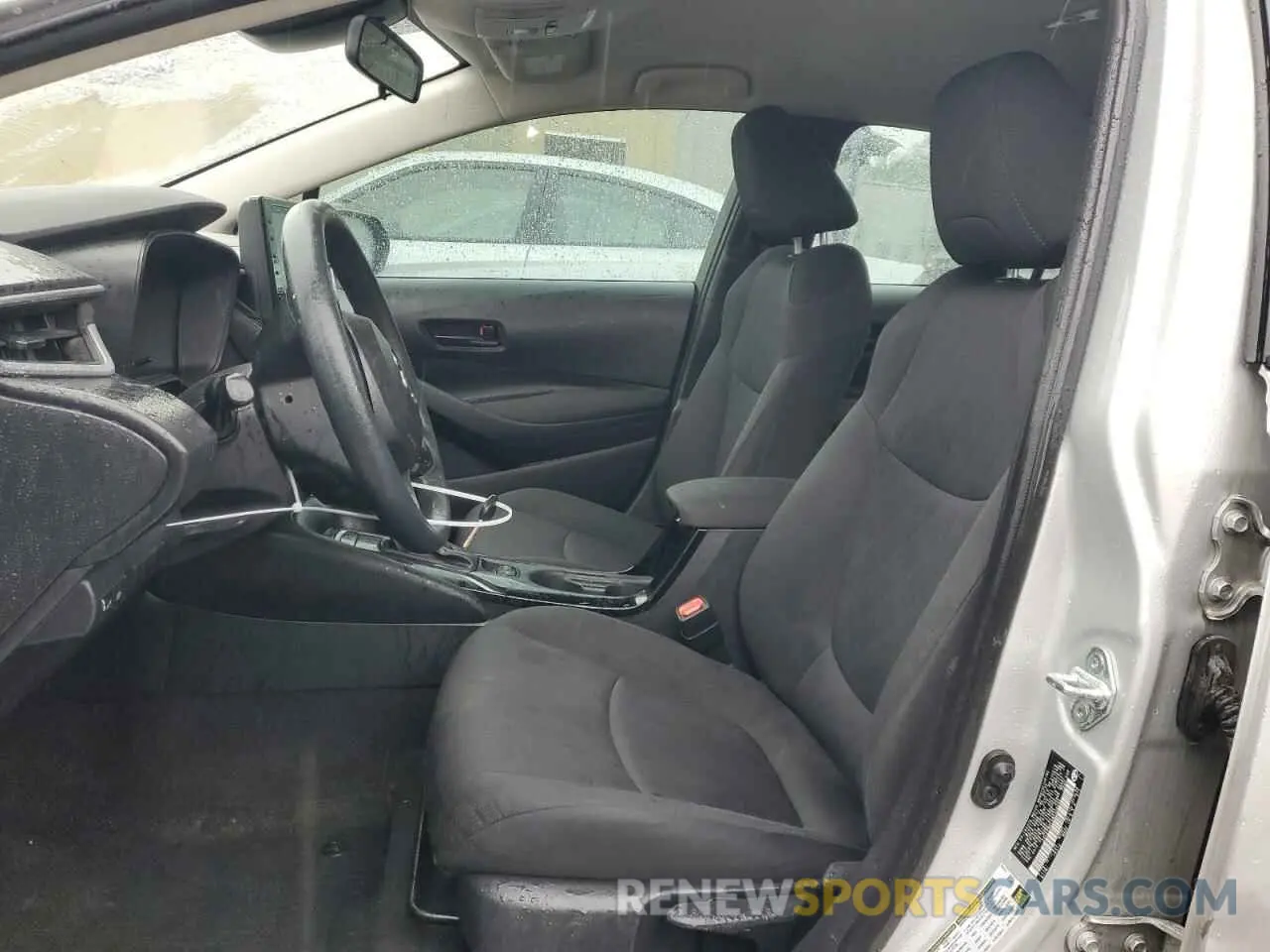 7 Photograph of a damaged car 5YFEPMAE5NP308460 TOYOTA COROLLA 2022