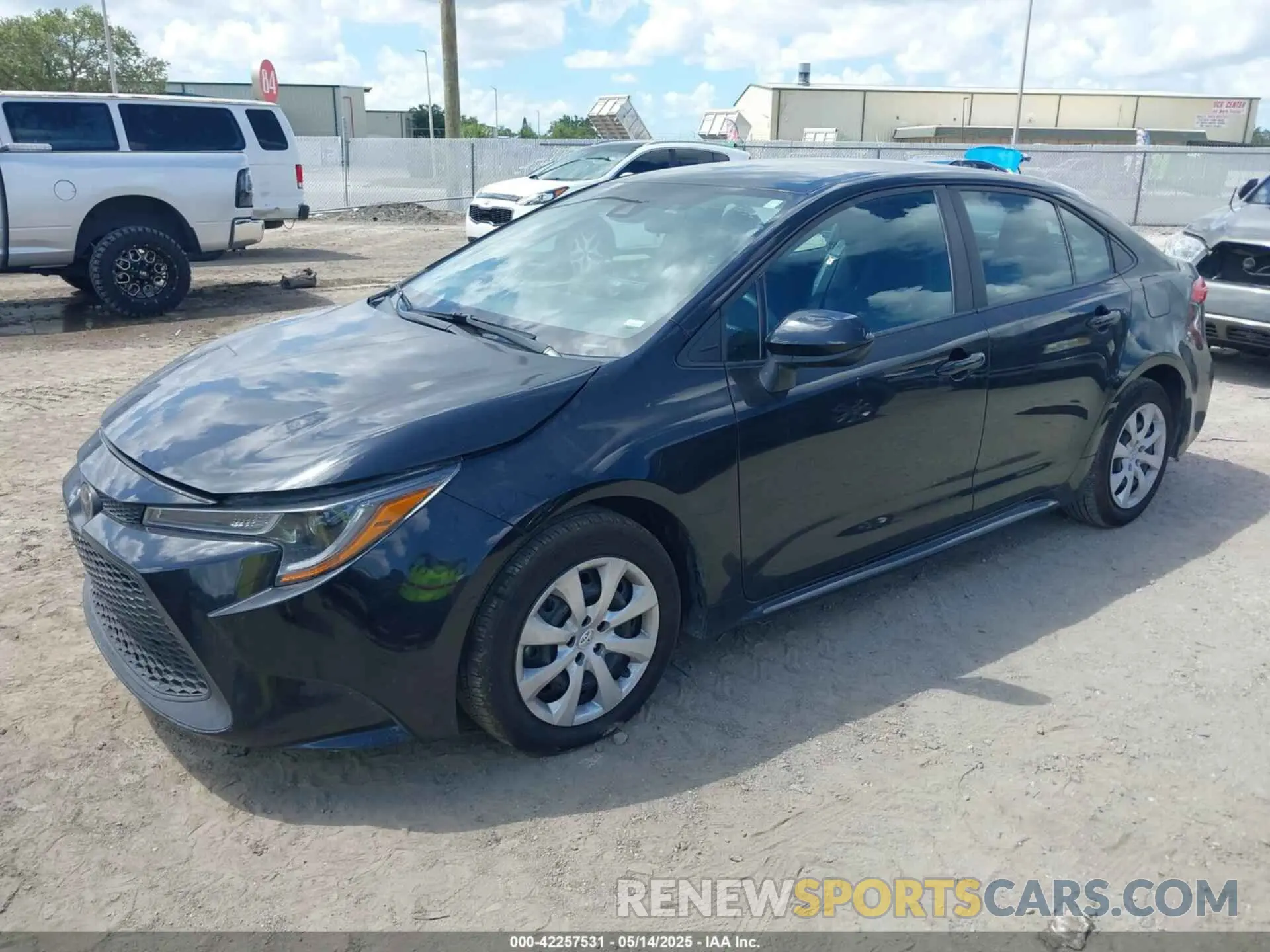 2 Photograph of a damaged car 5YFEPMAE5NP332337 TOYOTA COROLLA 2022
