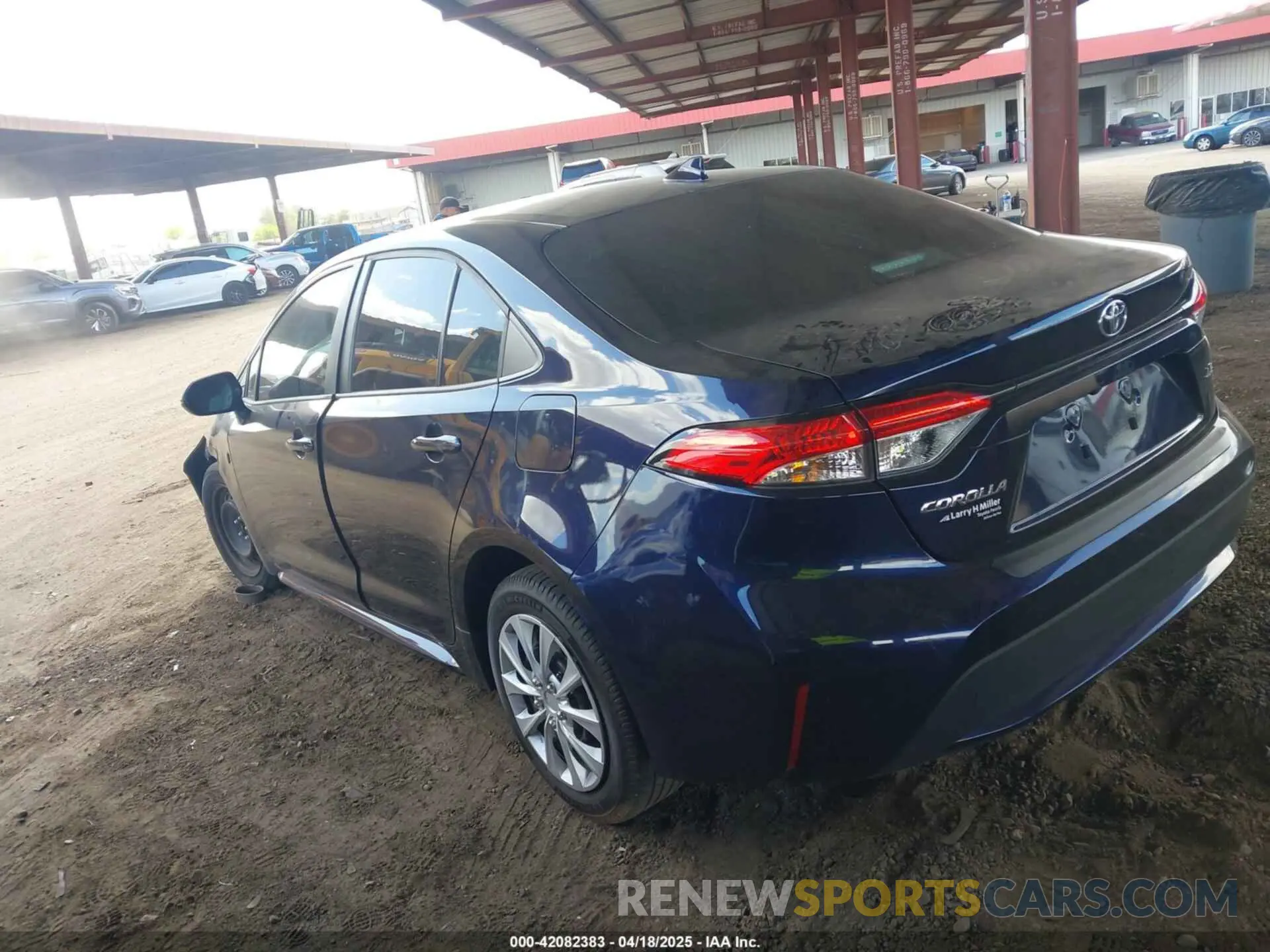3 Photograph of a damaged car 5YFEPMAE5NP346769 TOYOTA COROLLA 2022