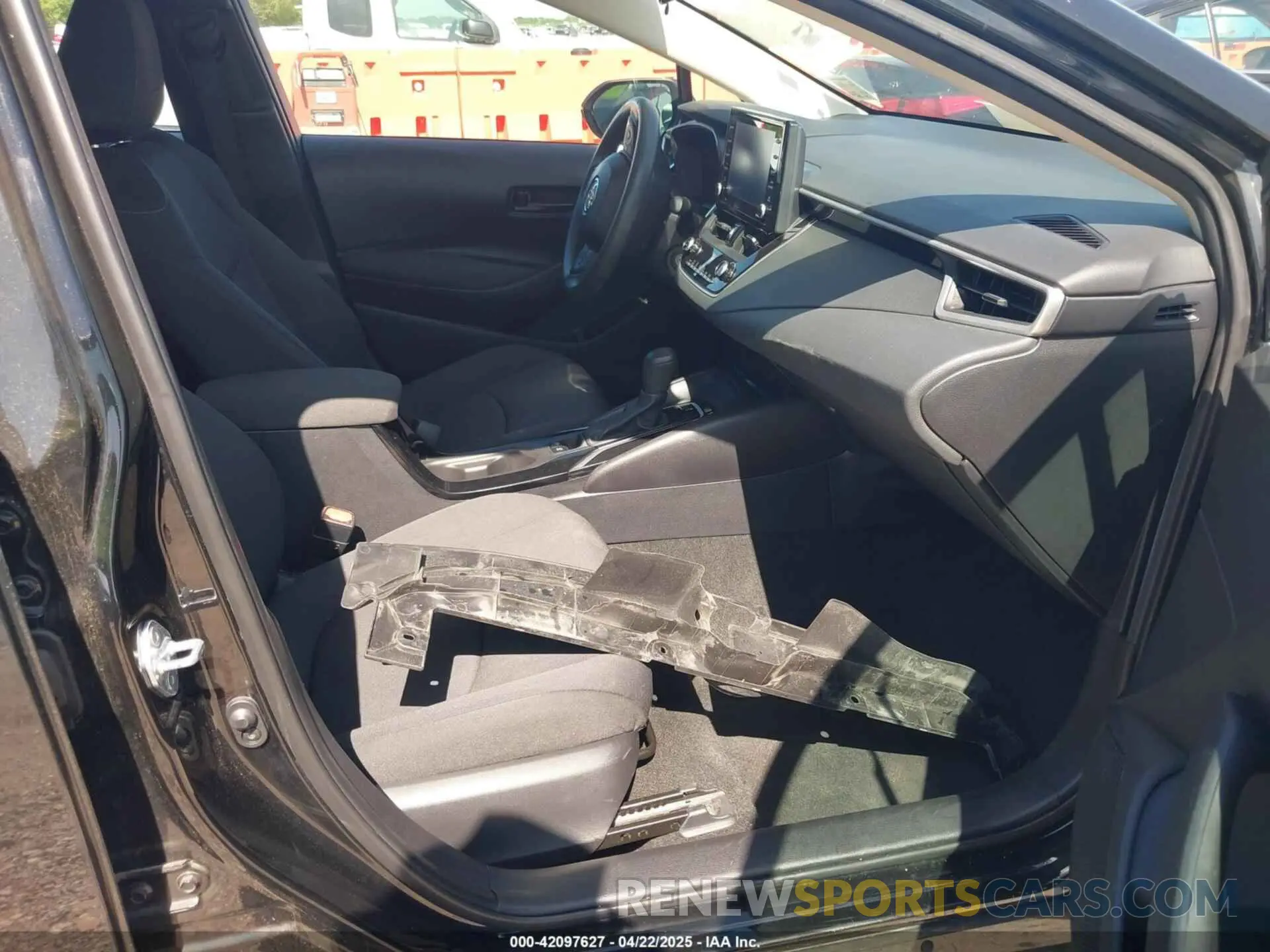 5 Фотография поврежденного автомобиля 5YFEPMAE5NP347162 TOYOTA COROLLA 2022