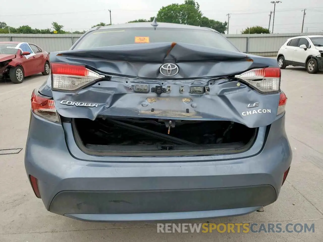 6 Photograph of a damaged car 5YFEPMAE5NP362440 TOYOTA COROLLA 2022