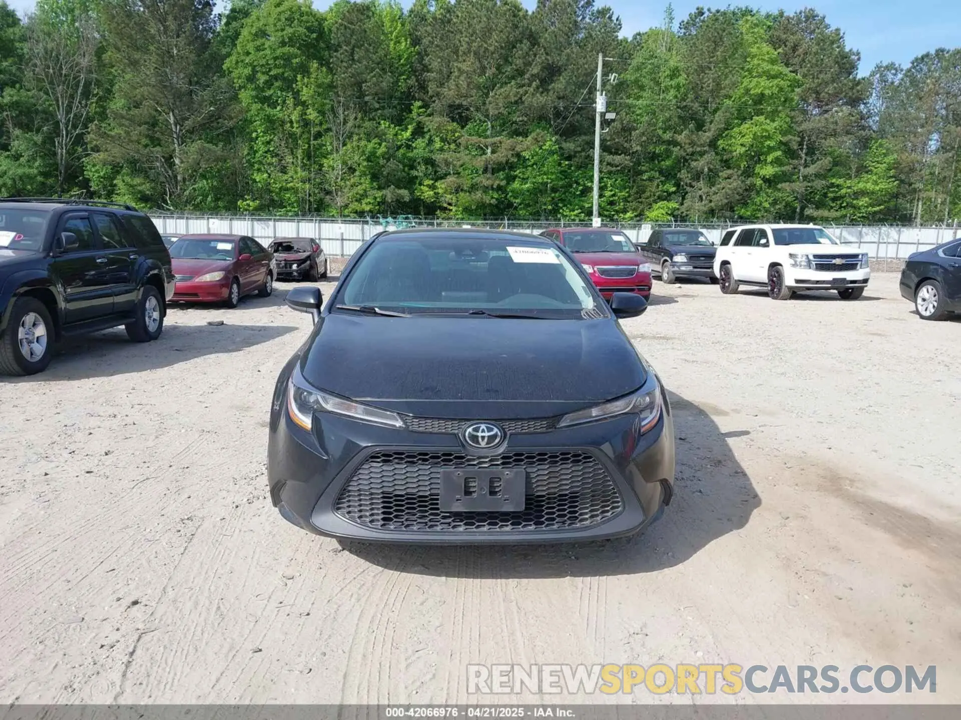 12 Photograph of a damaged car 5YFEPMAE5NP362745 TOYOTA COROLLA 2022
