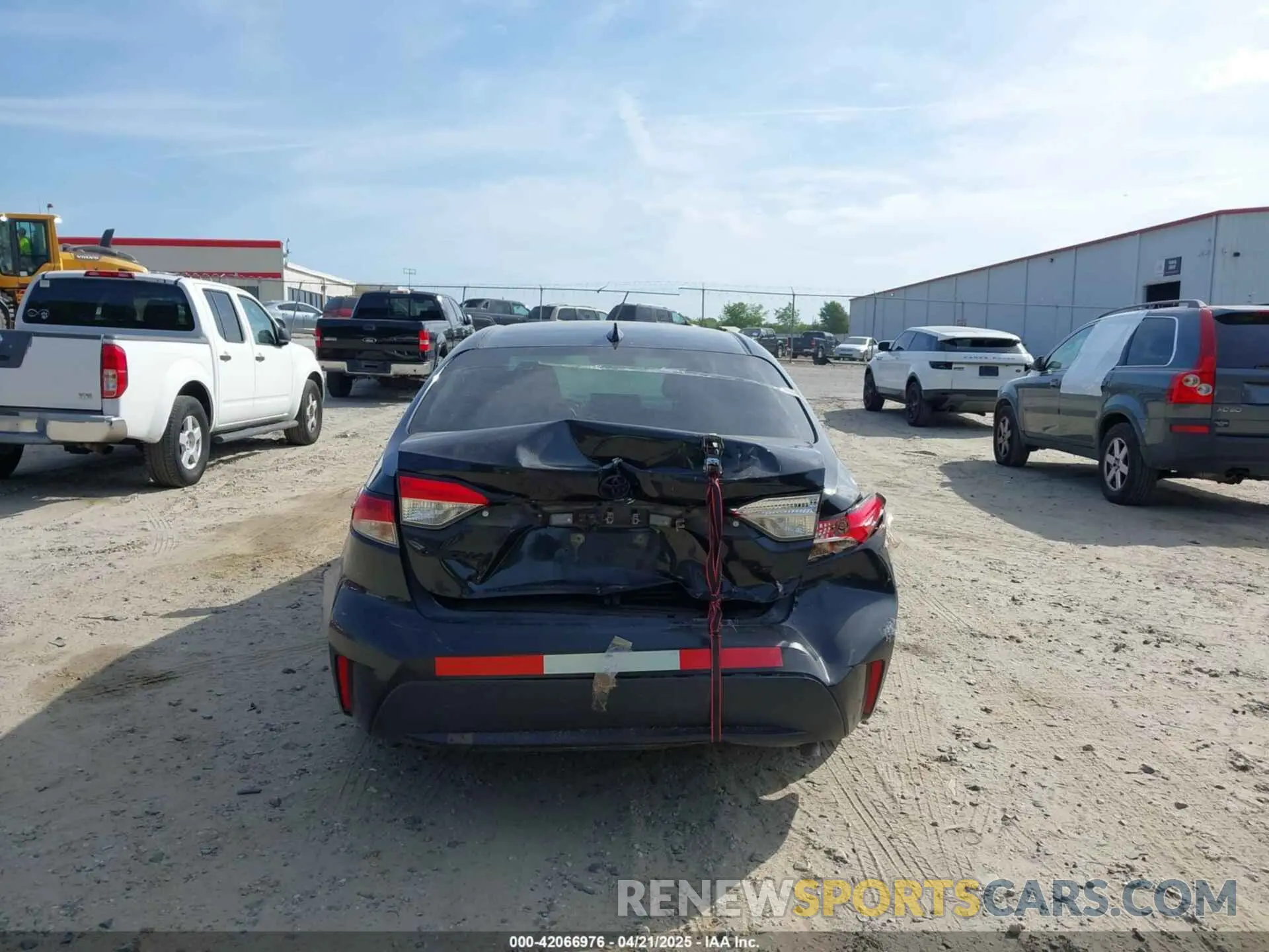16 Photograph of a damaged car 5YFEPMAE5NP362745 TOYOTA COROLLA 2022