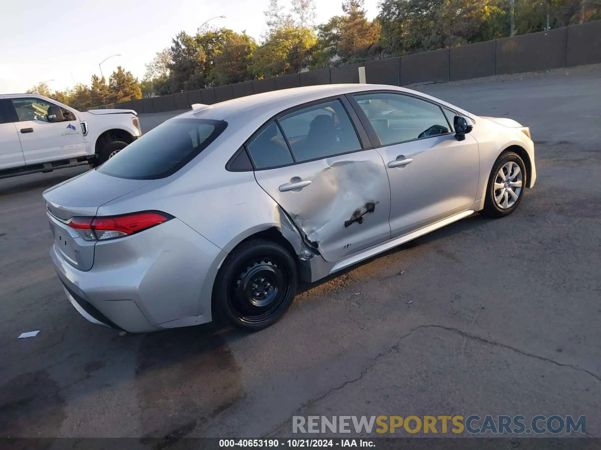 4 Фотография поврежденного автомобиля 5YFEPMAE6NP278949 TOYOTA COROLLA 2022
