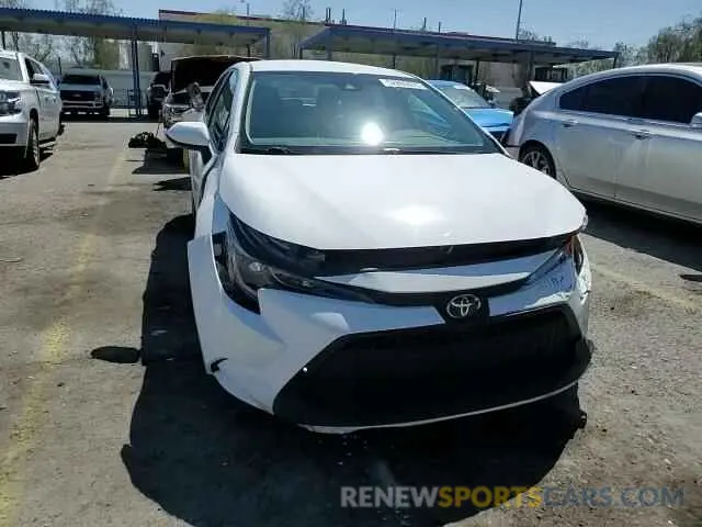 13 Photograph of a damaged car 5YFEPMAE6NP295542 TOYOTA COROLLA 2022
