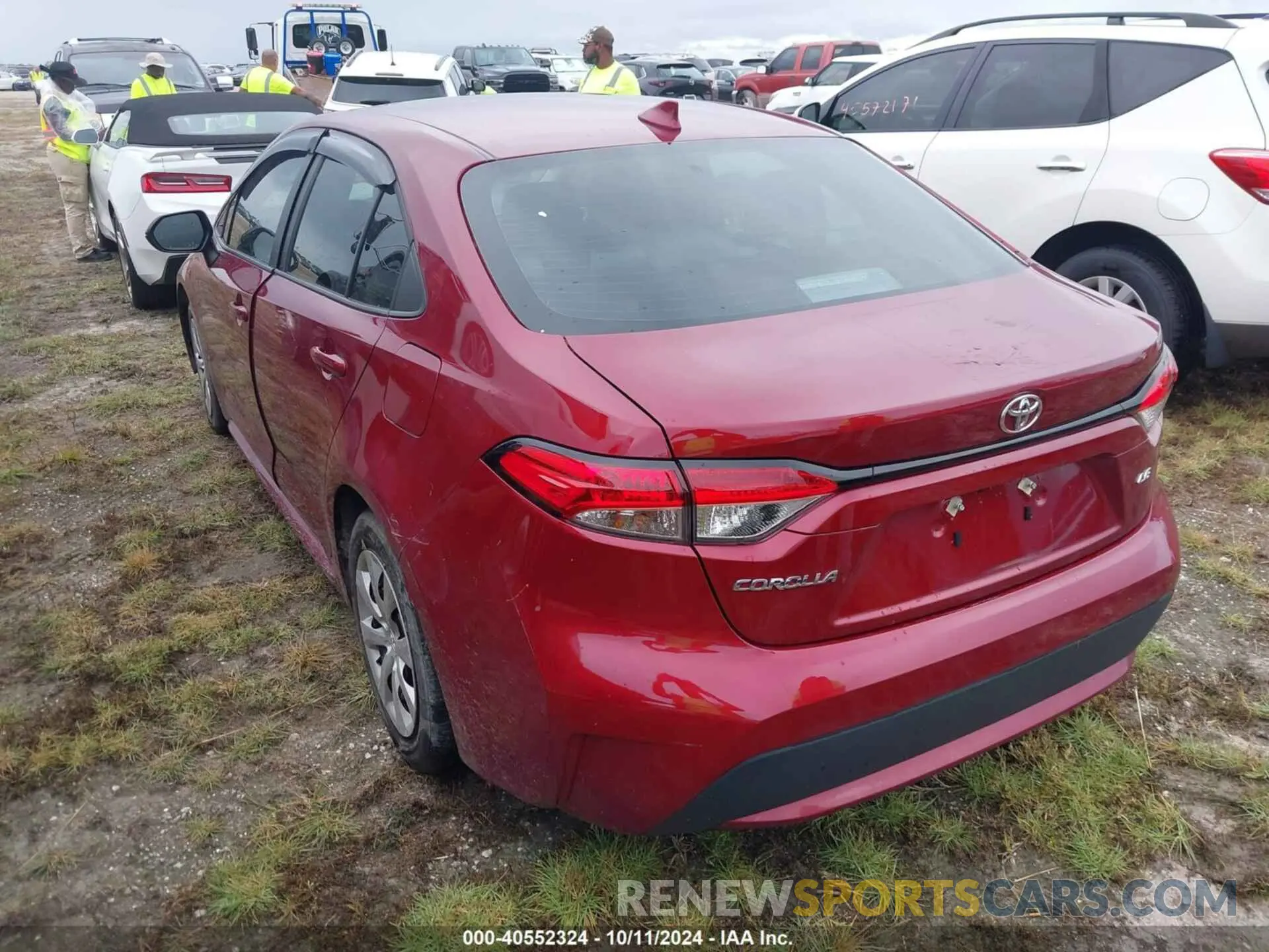3 Photograph of a damaged car 5YFEPMAE6NP307236 TOYOTA COROLLA 2022