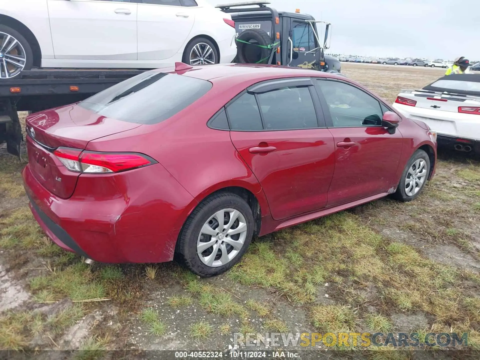 4 Photograph of a damaged car 5YFEPMAE6NP307236 TOYOTA COROLLA 2022