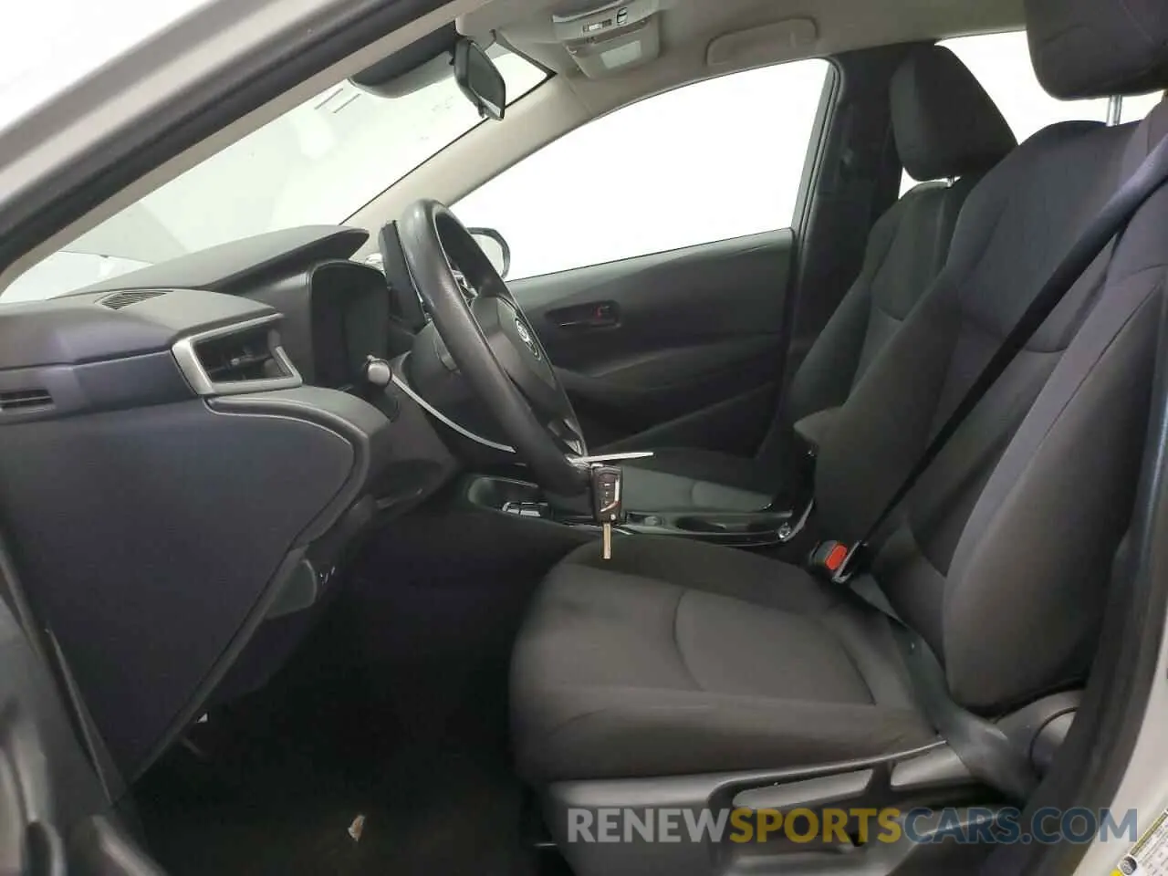 7 Photograph of a damaged car 5YFEPMAE6NP325512 TOYOTA COROLLA 2022