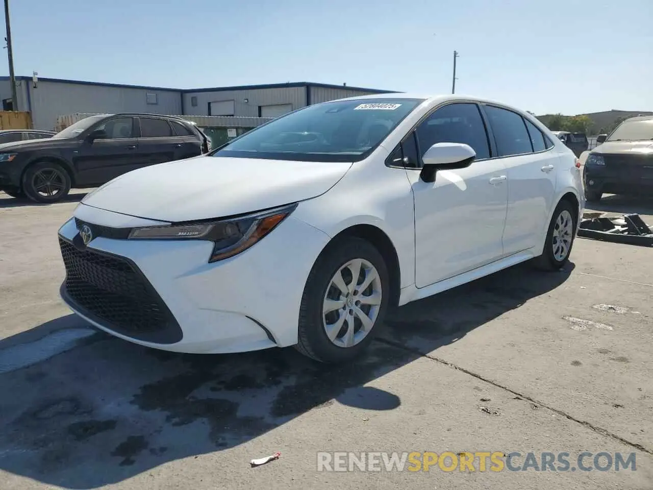 1 Photograph of a damaged car 5YFEPMAE6NP336543 TOYOTA COROLLA 2022