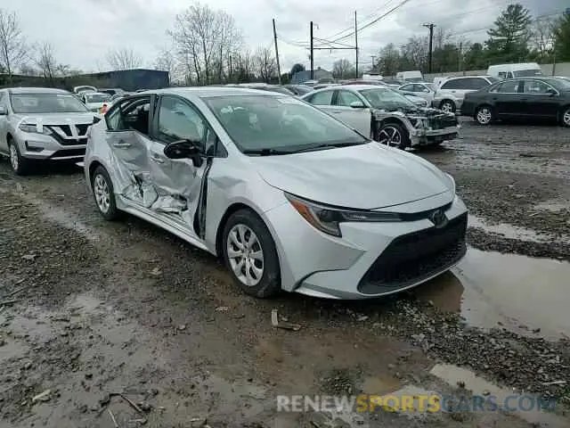 11 Photograph of a damaged car 5YFEPMAE6NP339118 TOYOTA COROLLA 2022