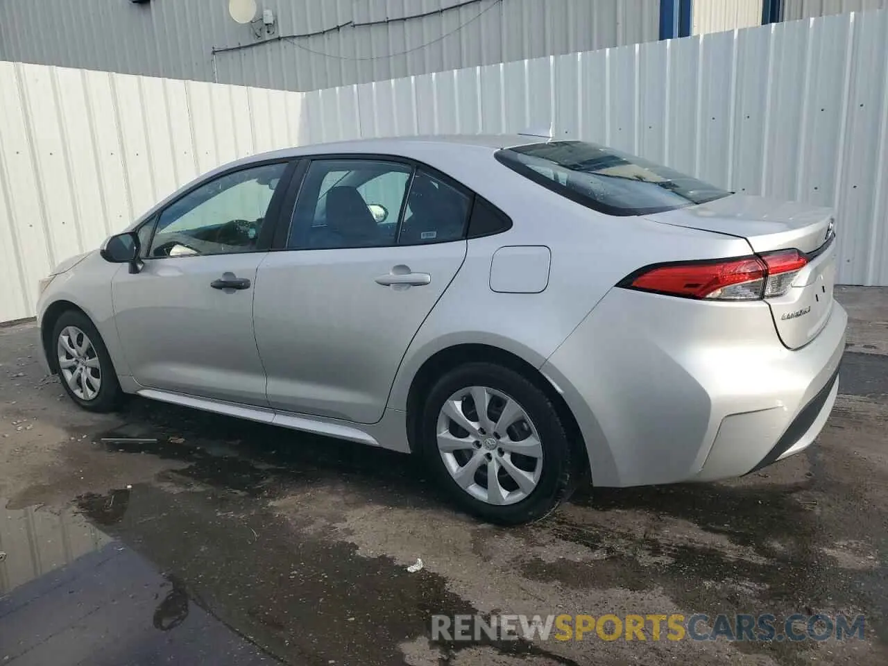 2 Photograph of a damaged car 5YFEPMAE6NP364469 TOYOTA COROLLA 2022