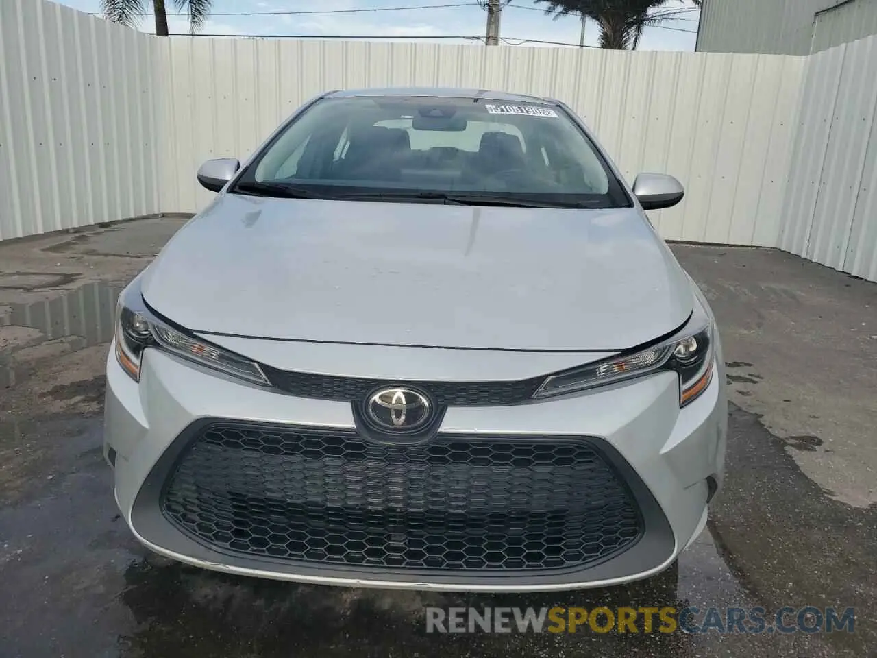 5 Photograph of a damaged car 5YFEPMAE6NP364469 TOYOTA COROLLA 2022
