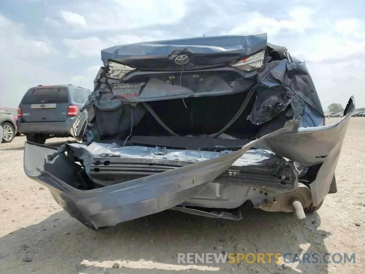 6 Photograph of a damaged car 5YFEPMAE6NP366416 TOYOTA COROLLA 2022