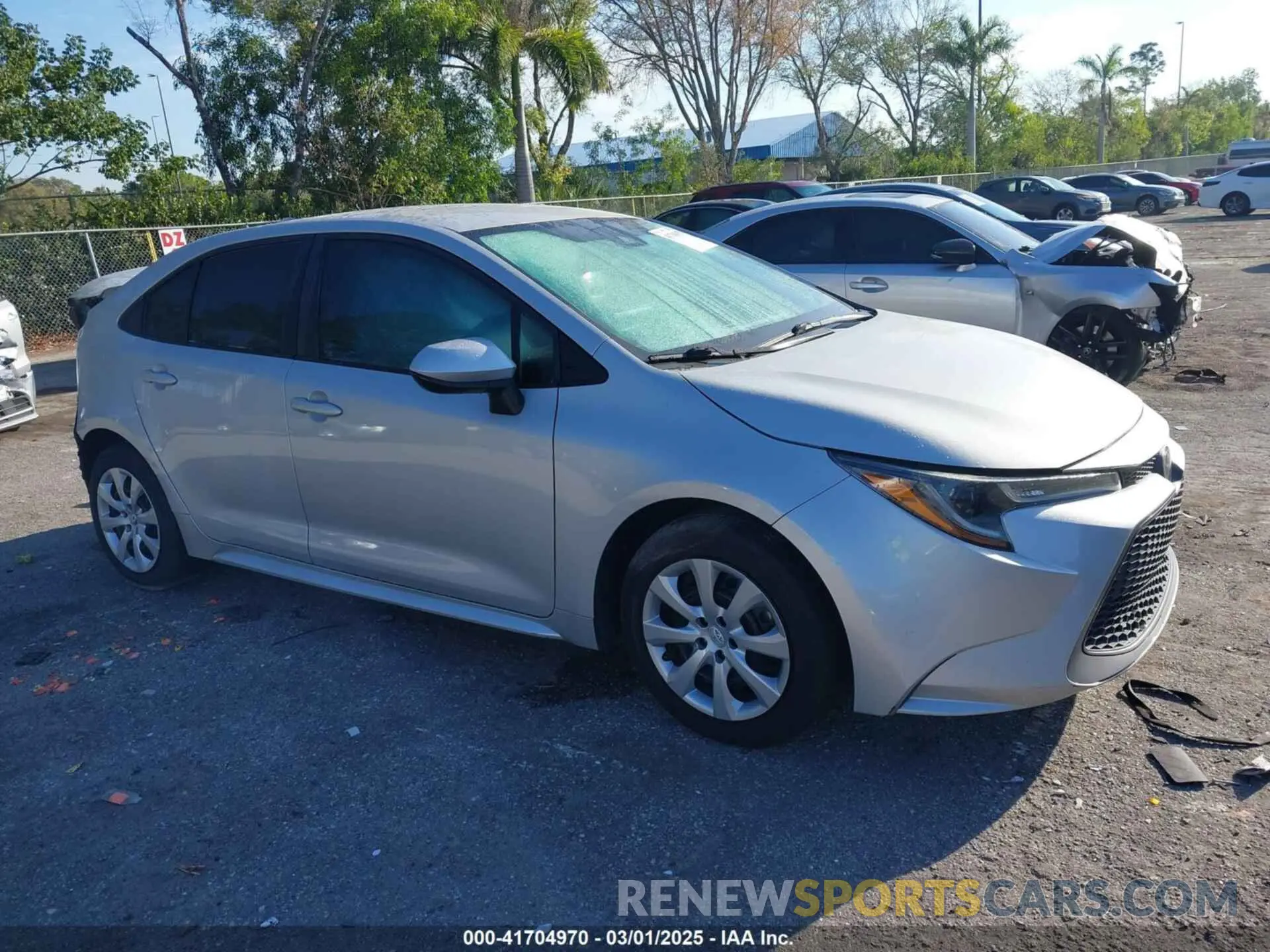 1 Photograph of a damaged car 5YFEPMAE7NP276286 TOYOTA COROLLA 2022