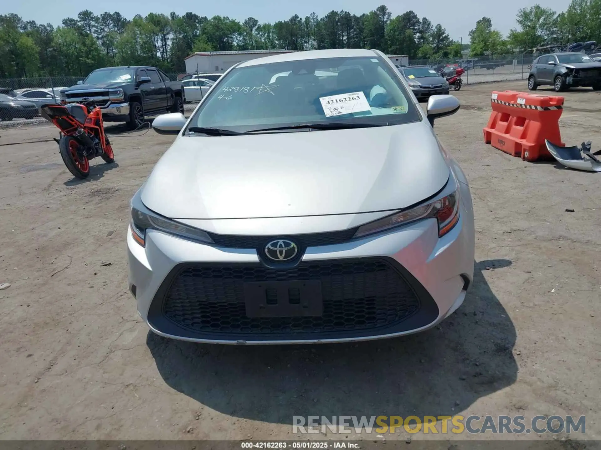 11 Photograph of a damaged car 5YFEPMAE7NP279625 TOYOTA COROLLA 2022