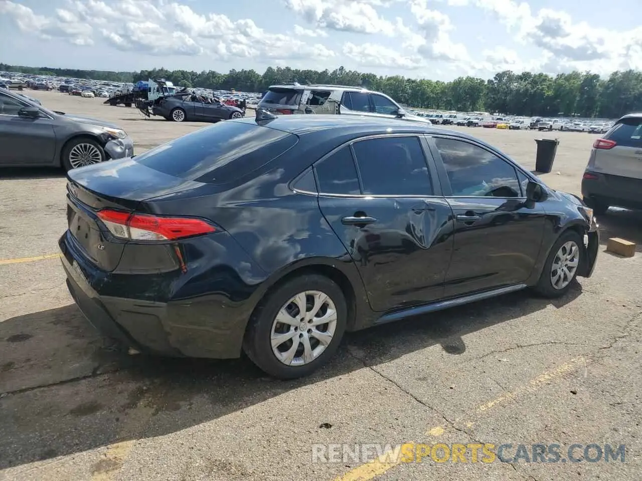 3 Photograph of a damaged car 5YFEPMAE7NP290009 TOYOTA COROLLA 2022