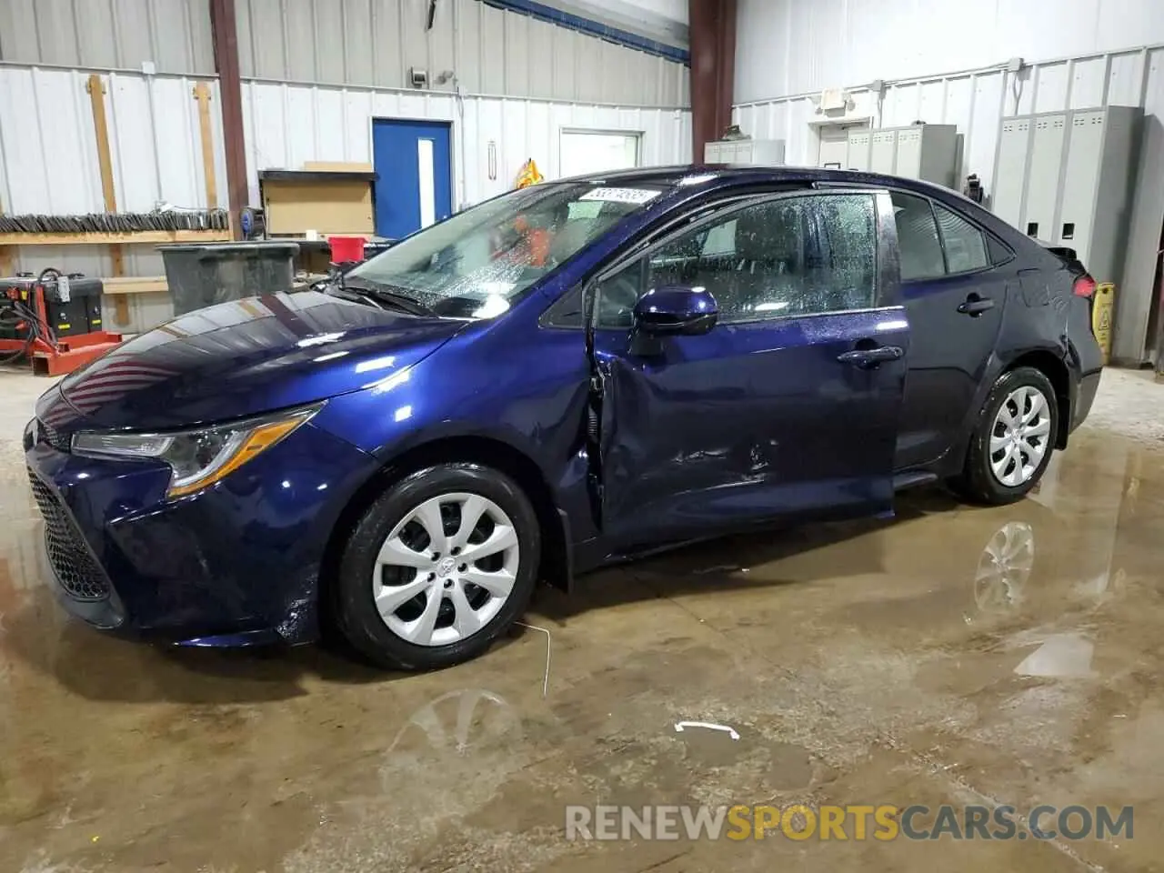 1 Photograph of a damaged car 5YFEPMAE7NP298501 TOYOTA COROLLA 2022